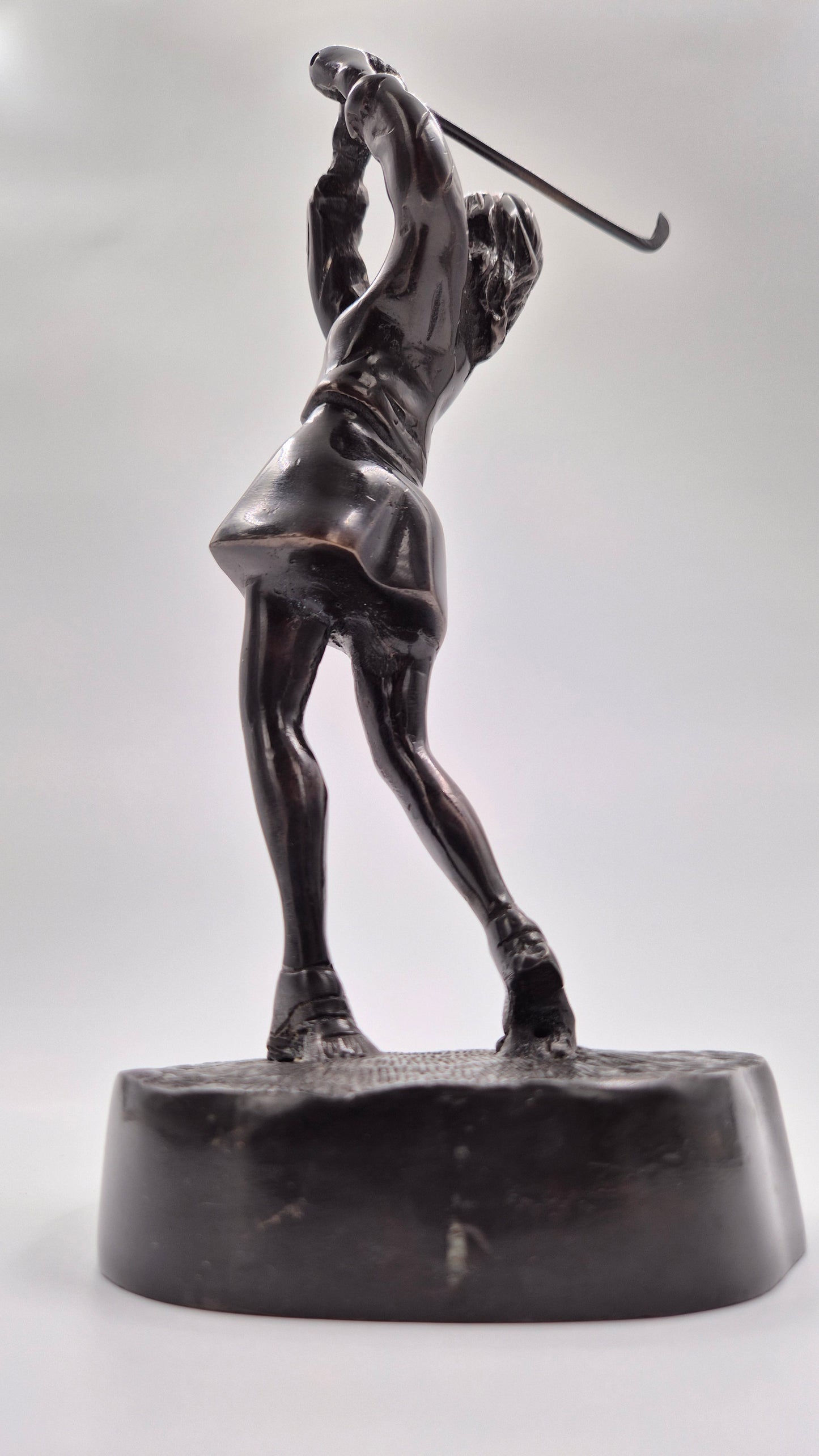 Vintage Bronze Female Golfer Figurine – Mid-Century Sports Sculpture