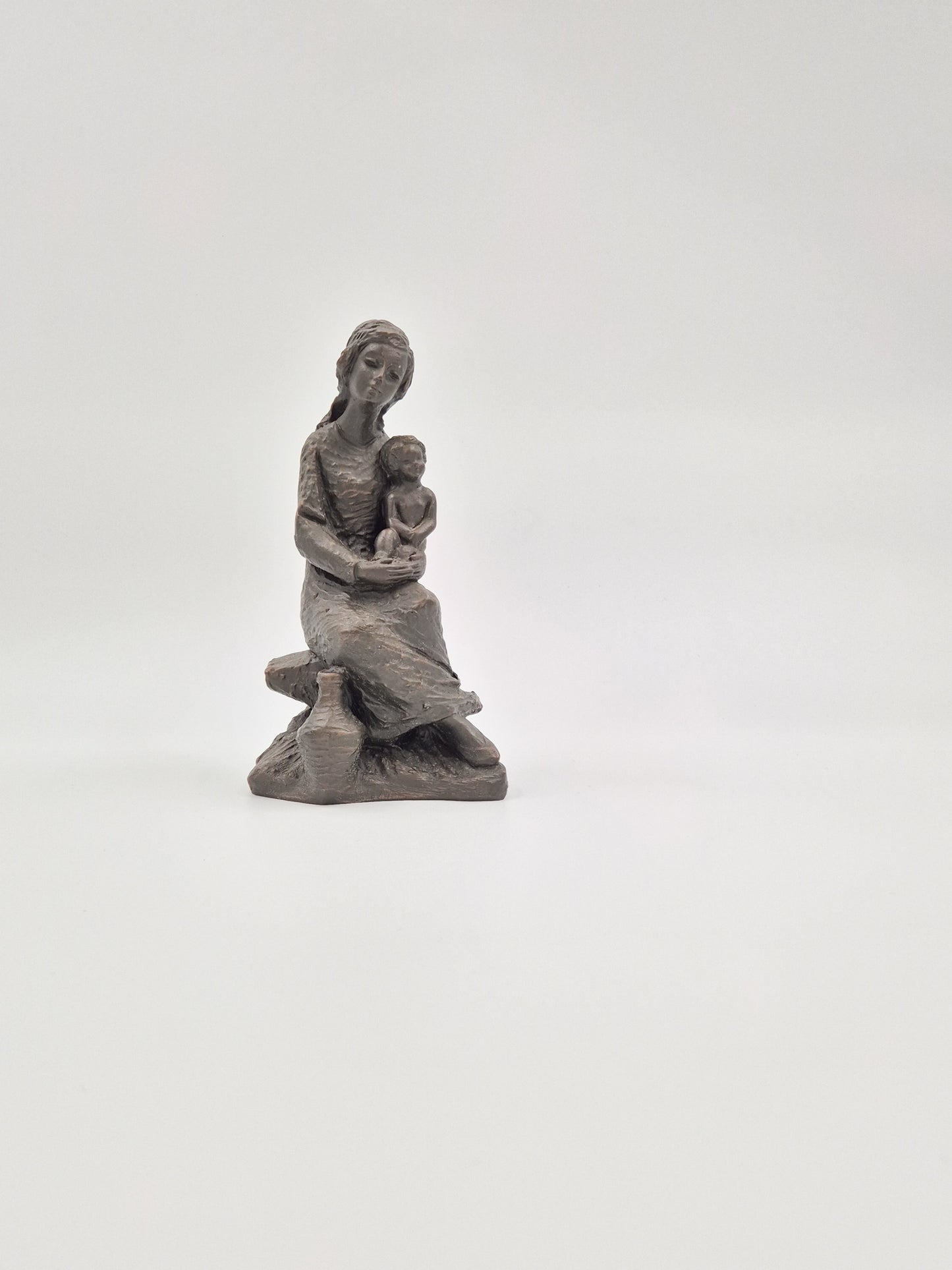 Mother & Child Sculpture – Vintage Nordic Figurine of Love and Warmth