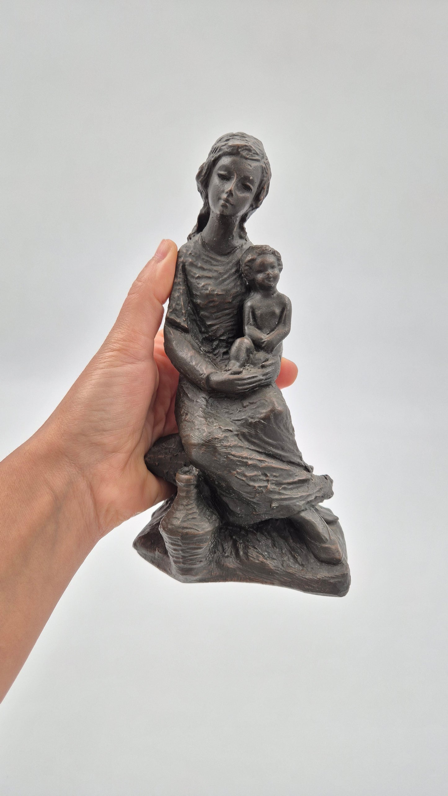 Mother & Child Sculpture – Vintage Nordic Figurine of Love and Warmth