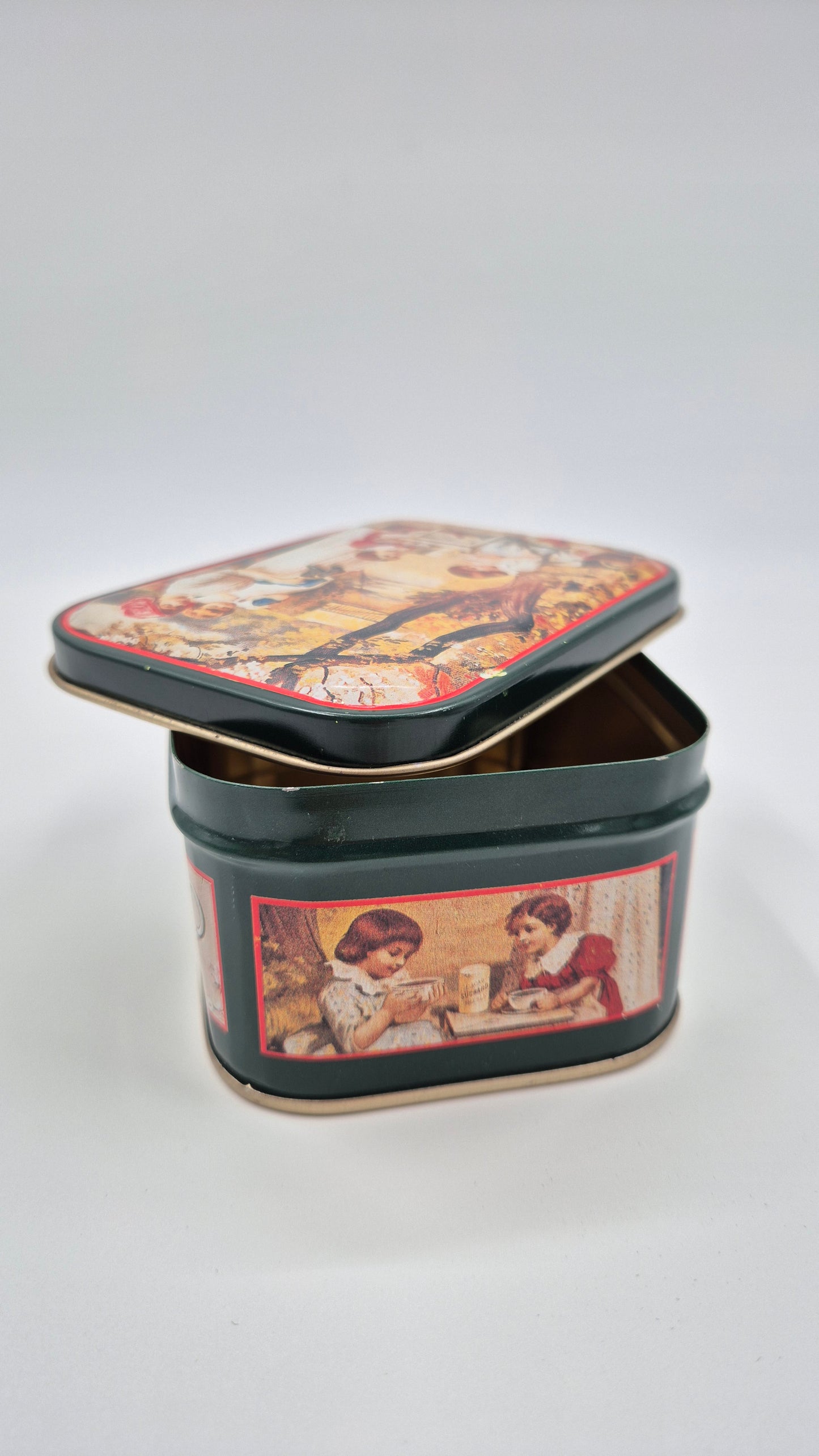 Boîte de chocolat vintage Suchard