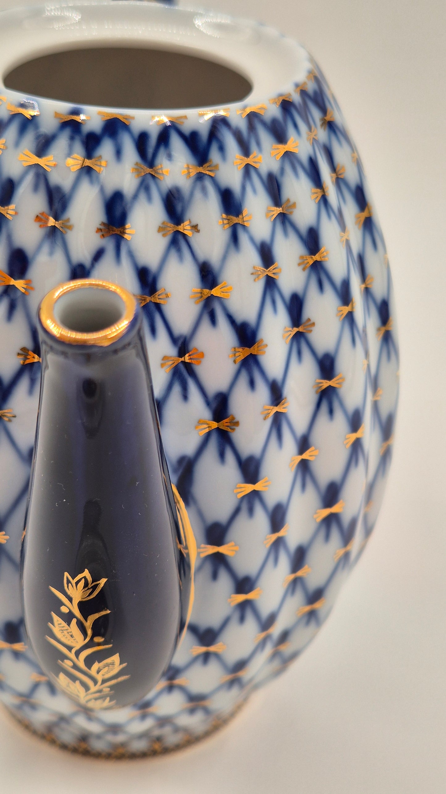 Vintage Lomonosov Cobalt Net Coffee Pot