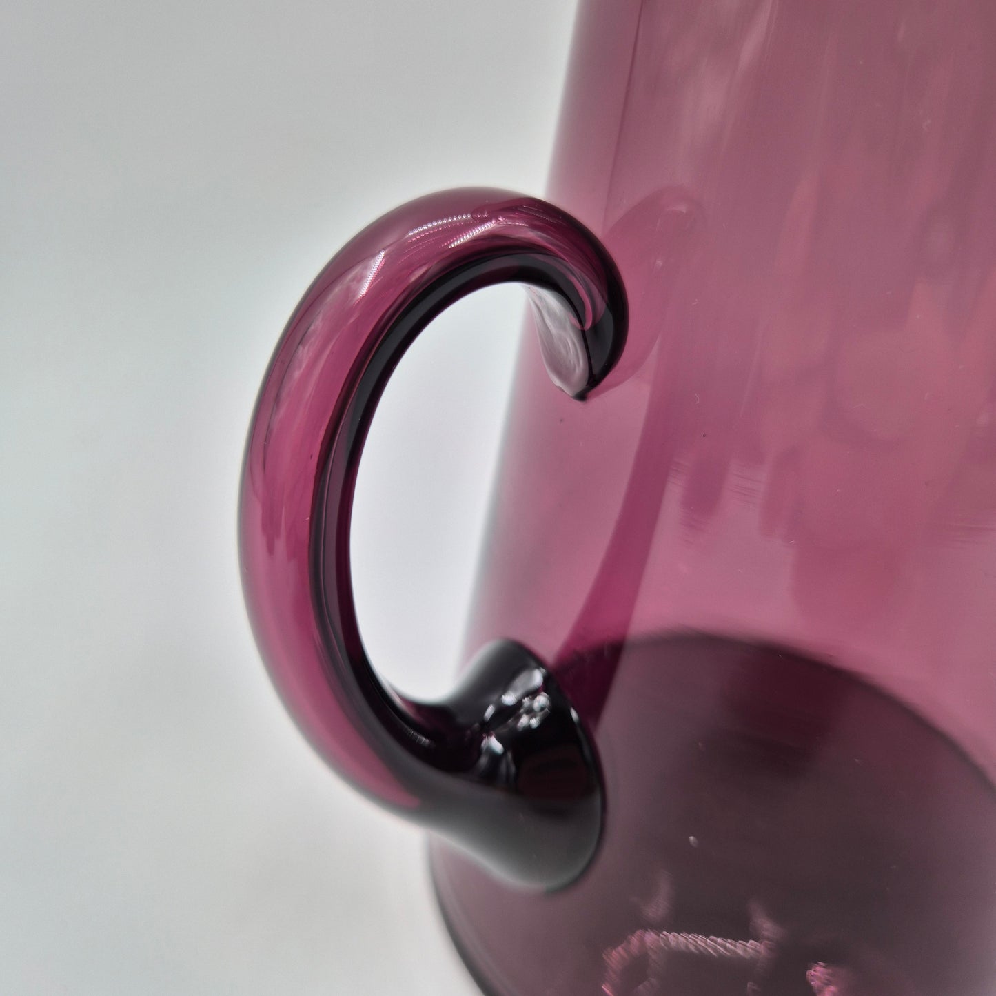 Kumela Purple Glass Jug – Vintage Finnish Glassware