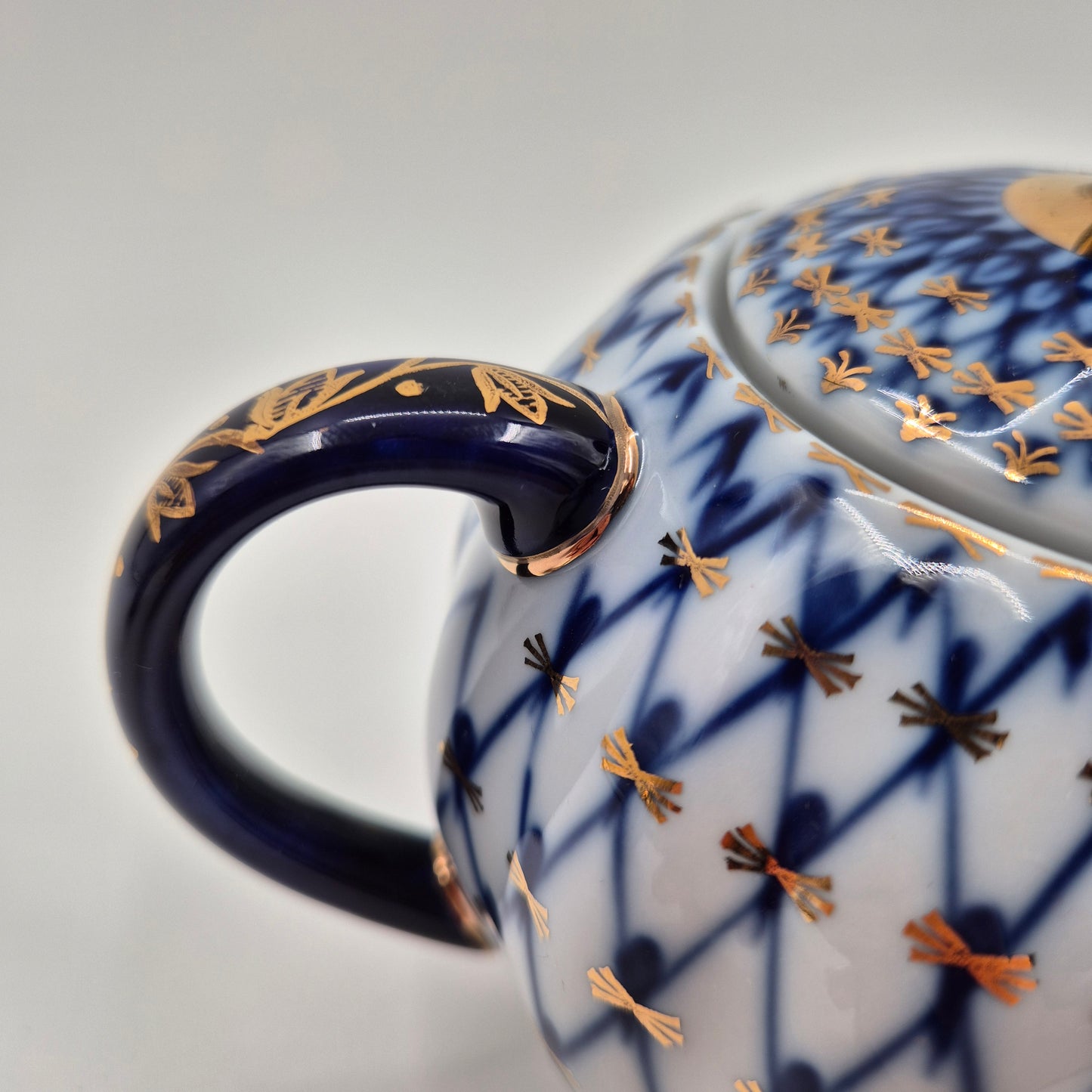 Lomonosov Imperial Porcelain Cobalt Net Sugar Bowl & Creamer