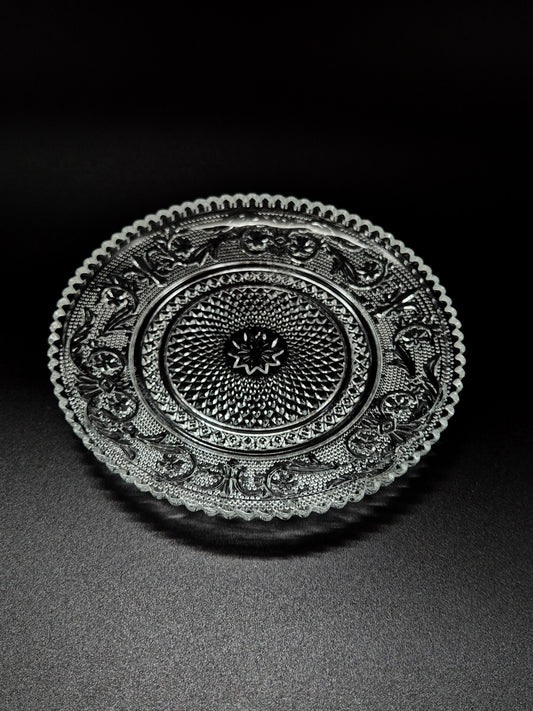 Vintage Dessert Plate – Elegant Retro Tableware (Set of Six)