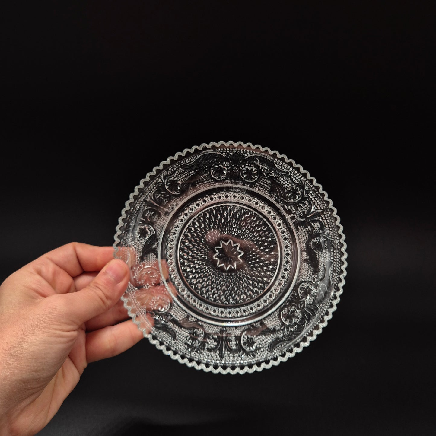 Vintage Dessert Plate – Elegant Retro Tableware (Set of Six)