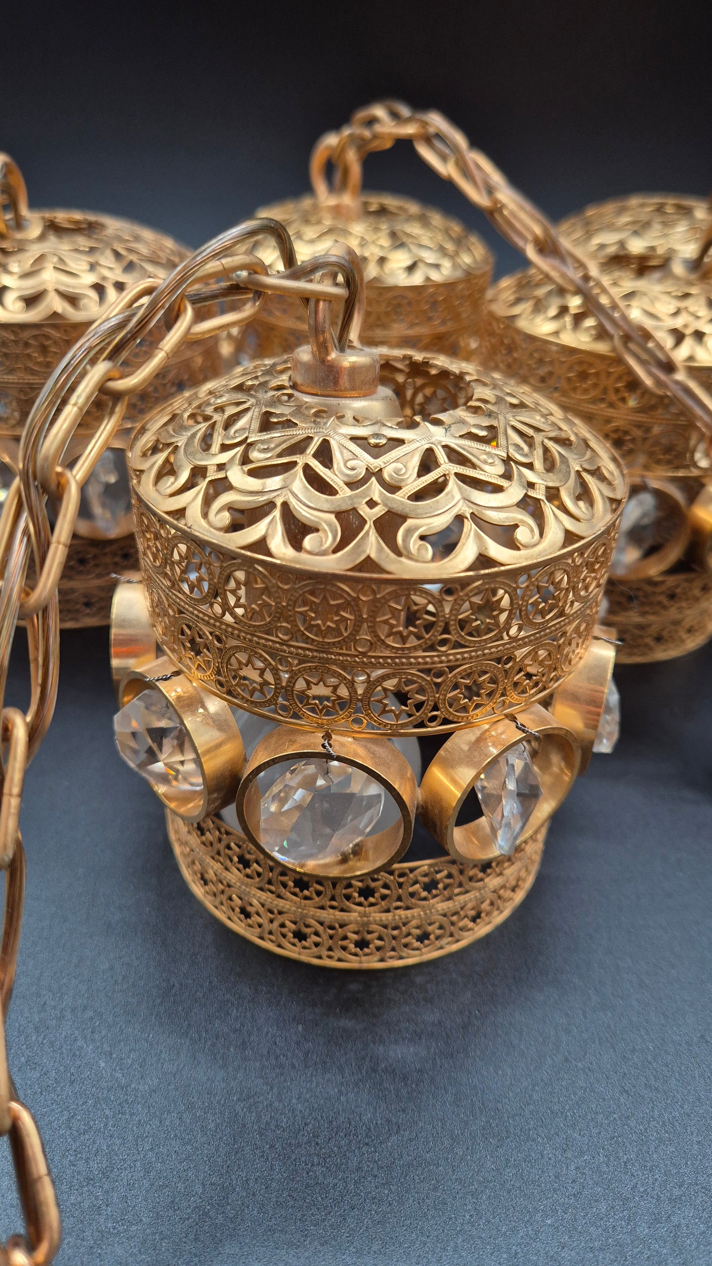 Turun Kristalli Vintage-Style Brass Crystal Chandelier