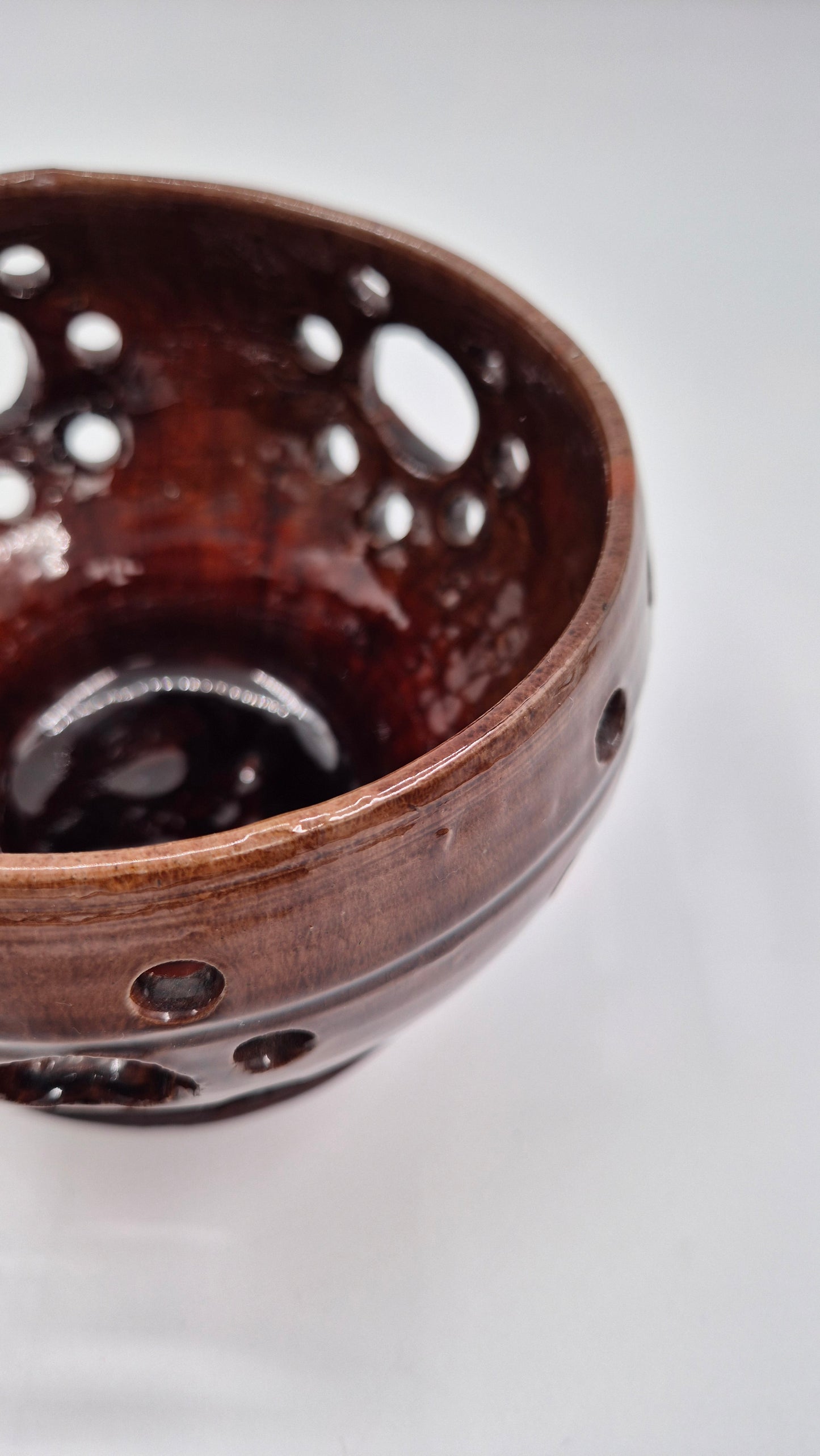 Vintage Beldjuskin Clay Pot – Handcrafted Rustic Ceramic Vessel