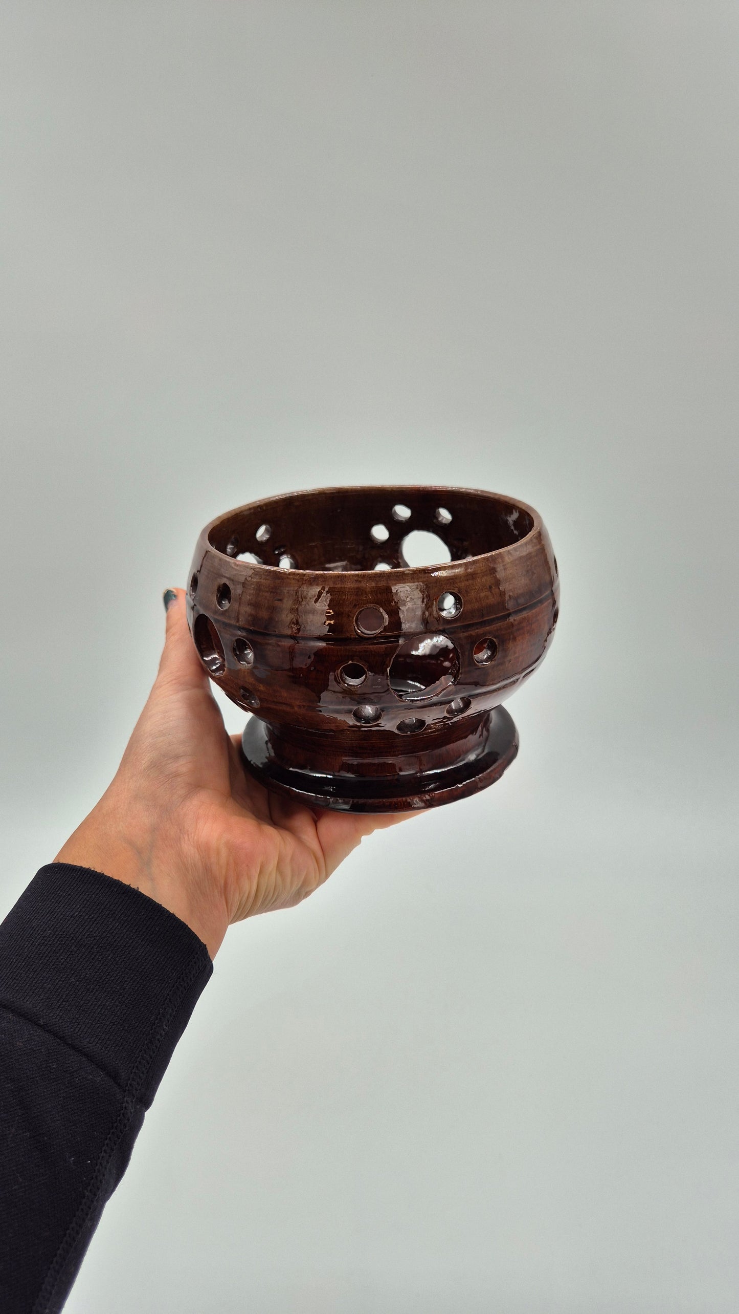 Vintage Beldjuskin Clay Pot – Handcrafted Rustic Ceramic Vessel