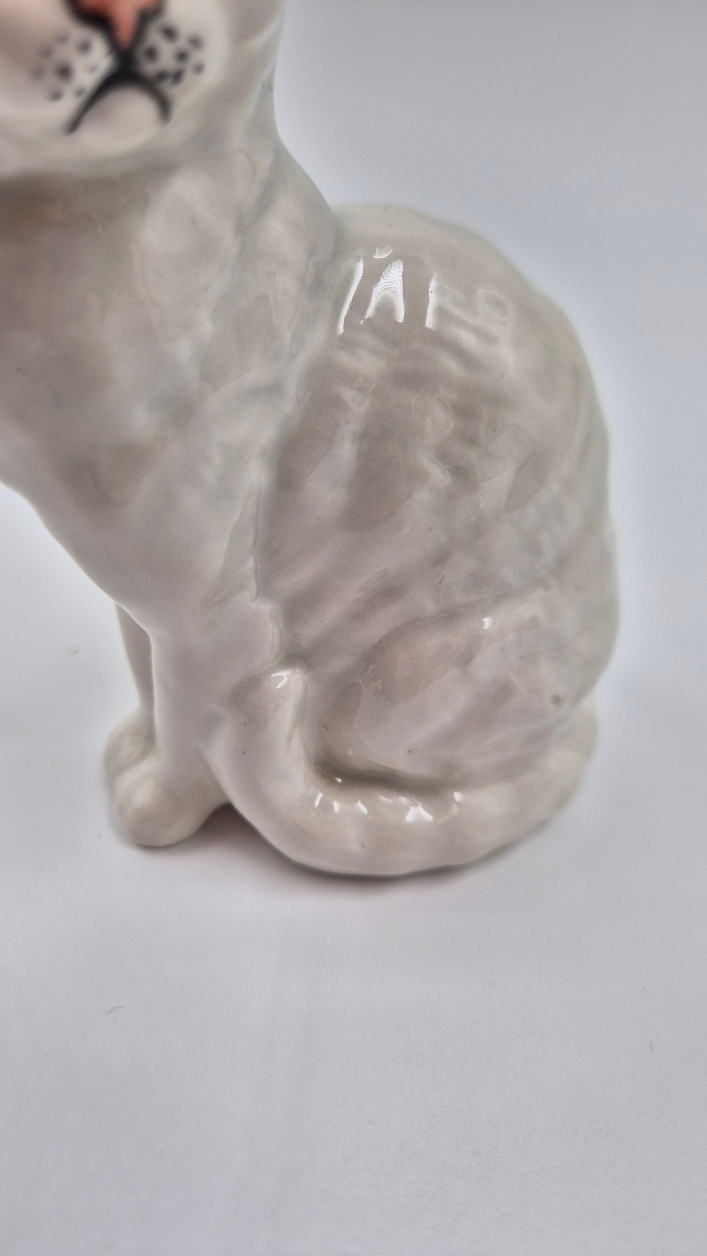 Figurine de chat Beswick – Chat en porcelaine de collection