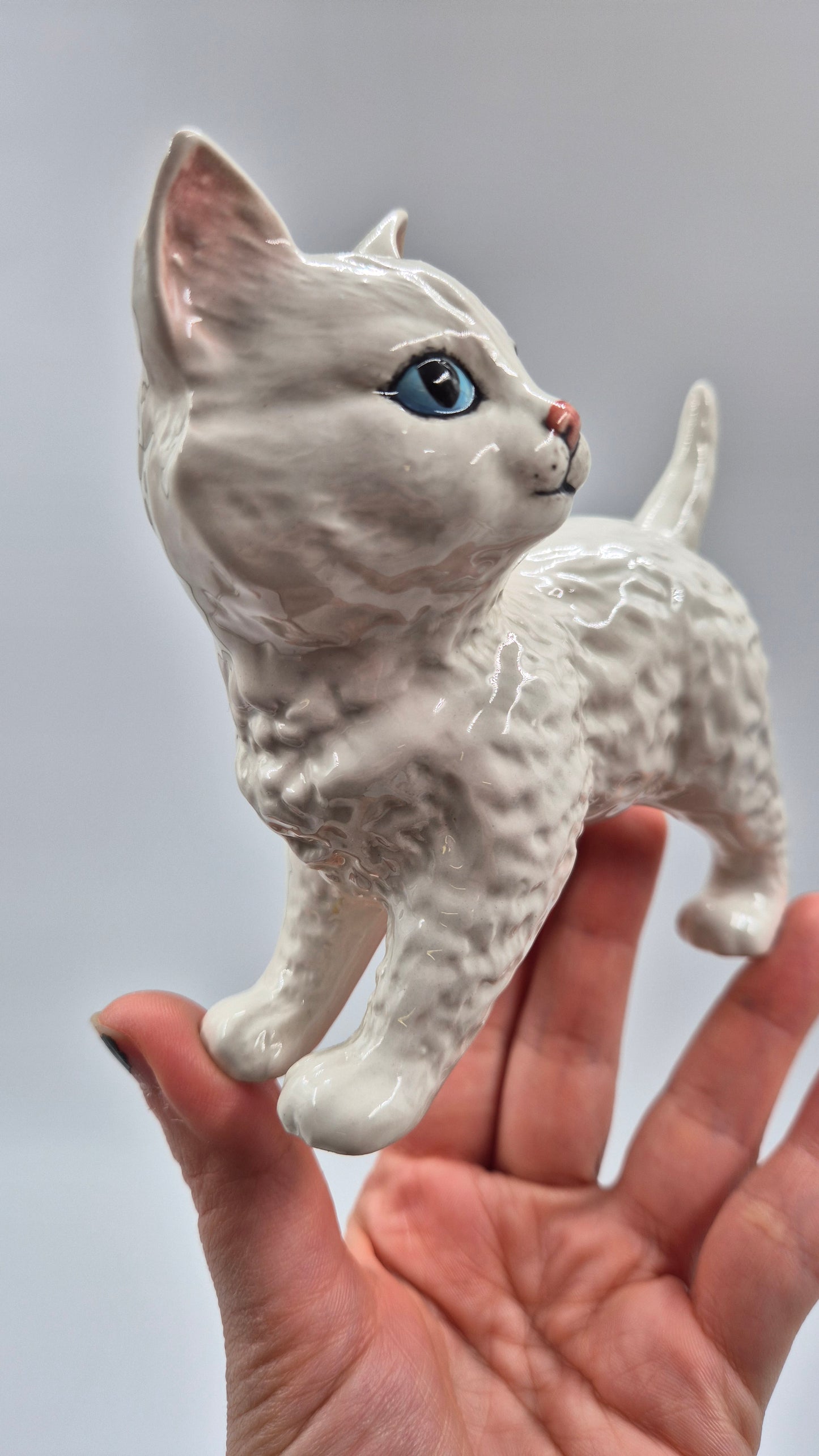 Beswick Cat Figure – Collectible Porcelain Cat