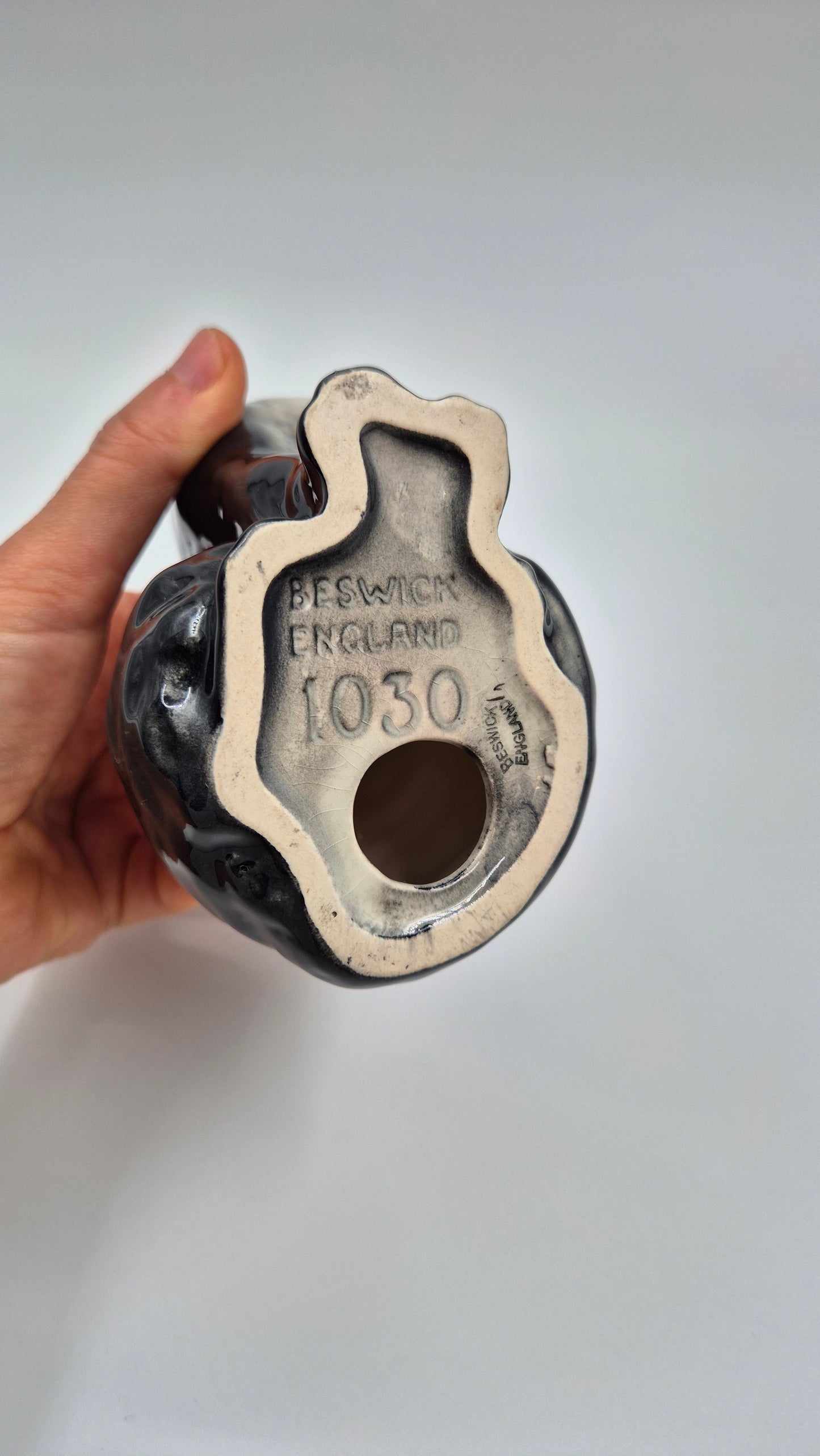 Figurine de chat Beswick – Chat en porcelaine de collection