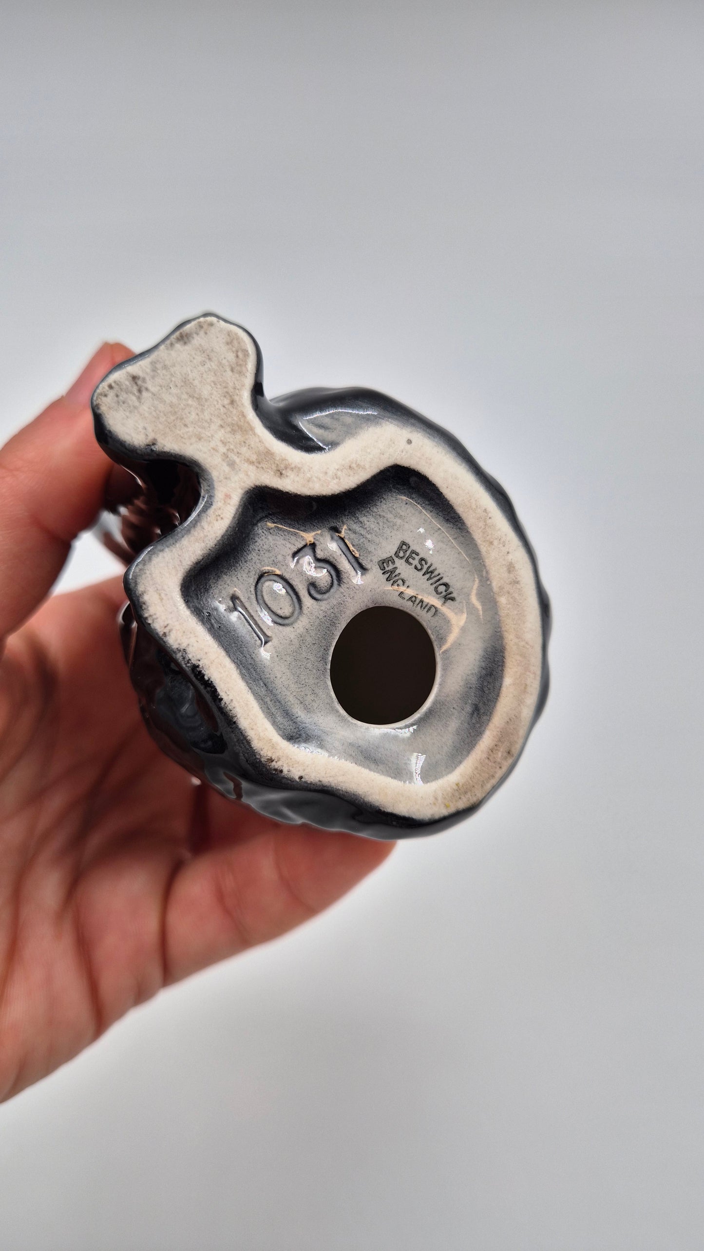 Figurine de chat Beswick – Chat en porcelaine de collection