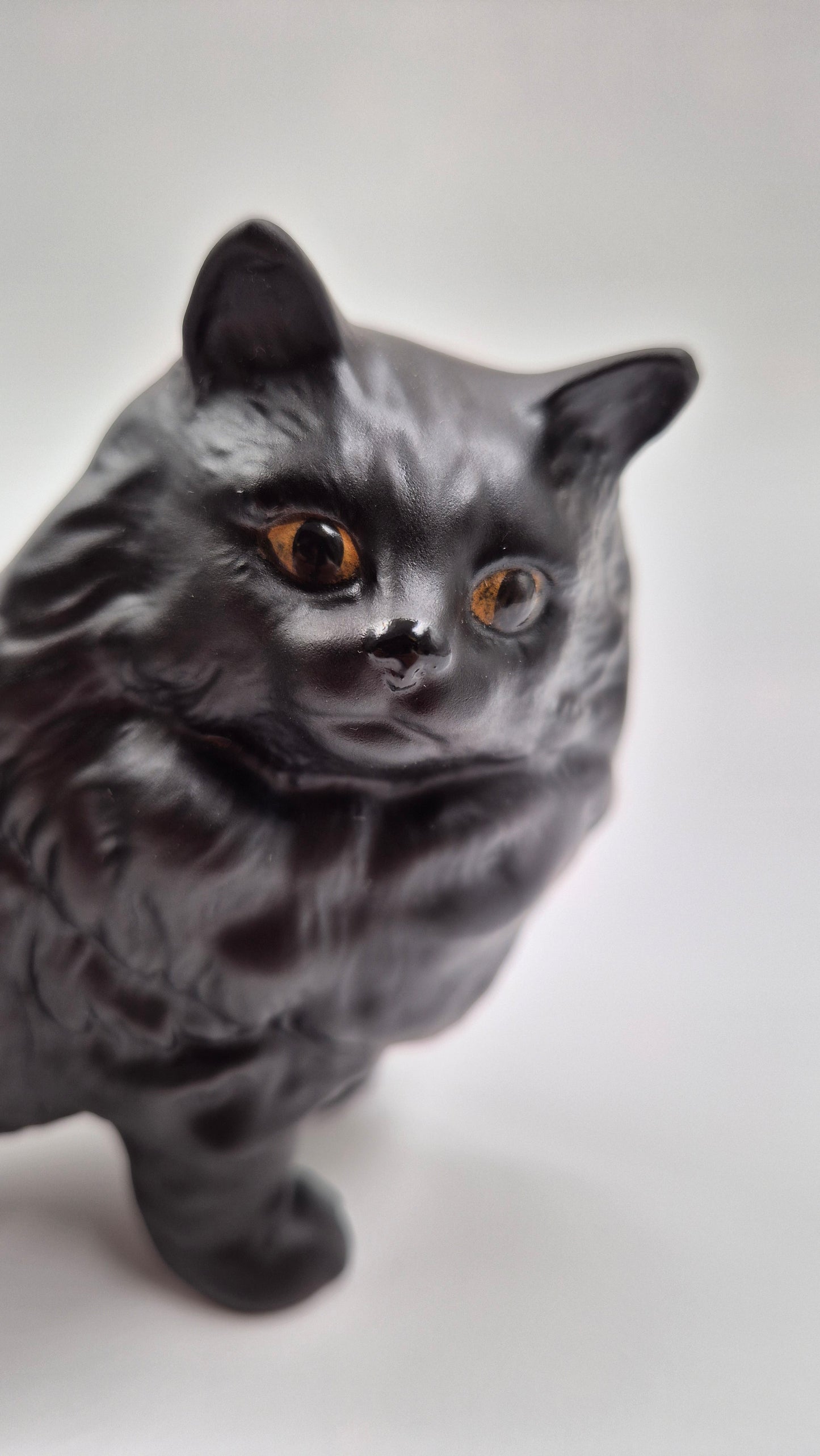 Beswick Cat Figure – Collectible Porcelain Cat