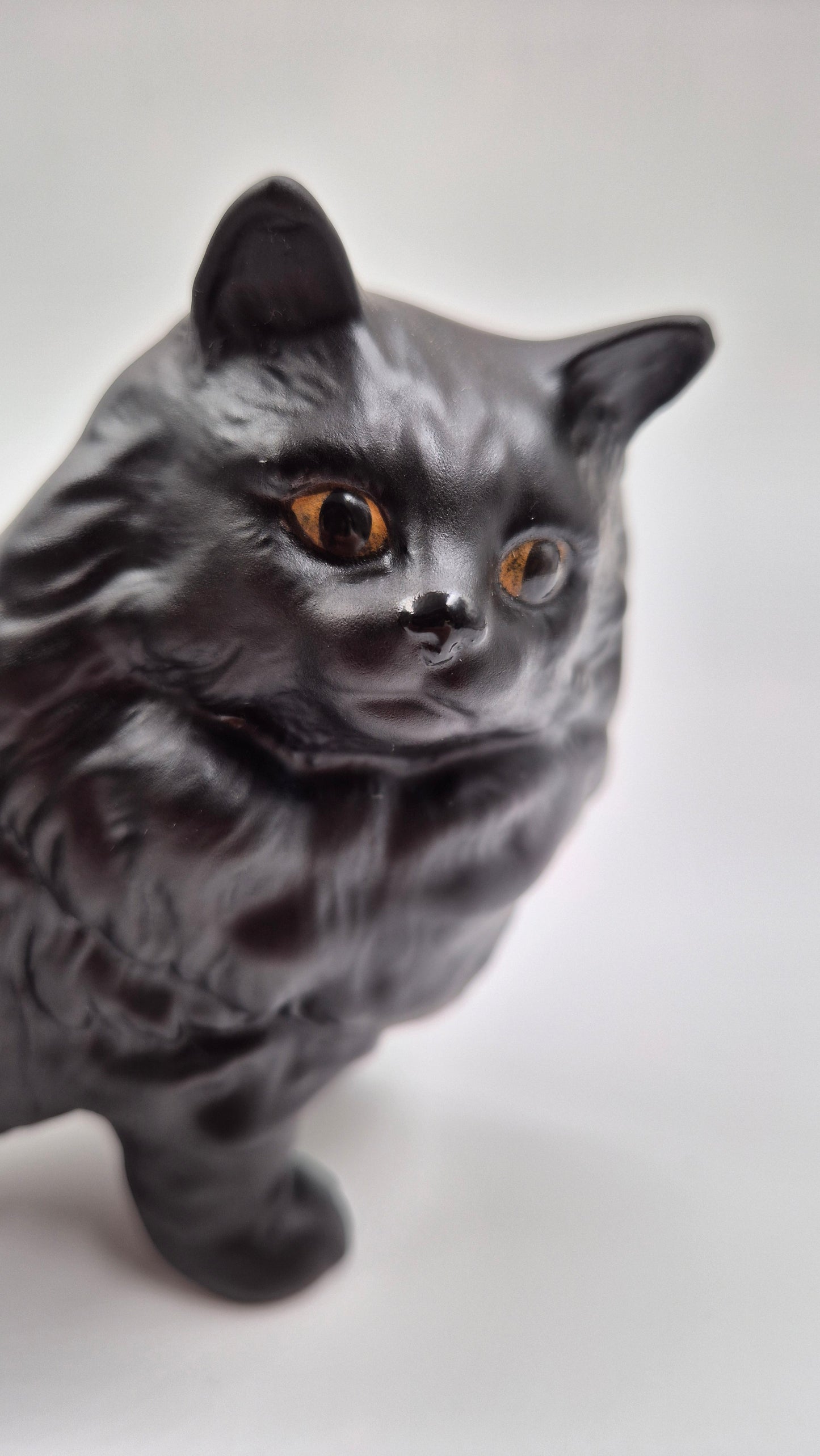 Beswick Cat Figure – Collectible Porcelain Cat