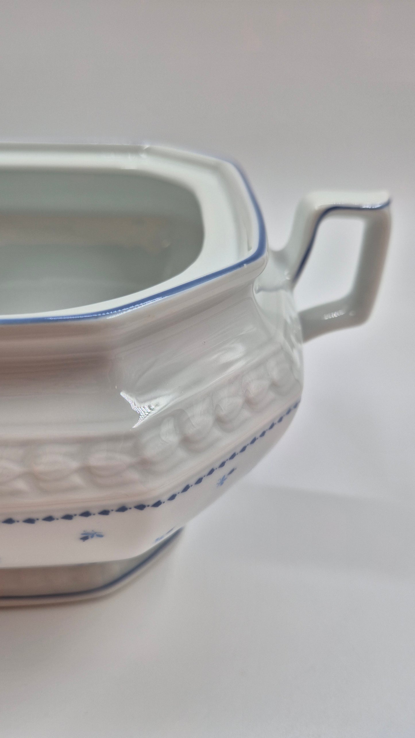 Seltmann Weiden Bavaria Soup Tureen