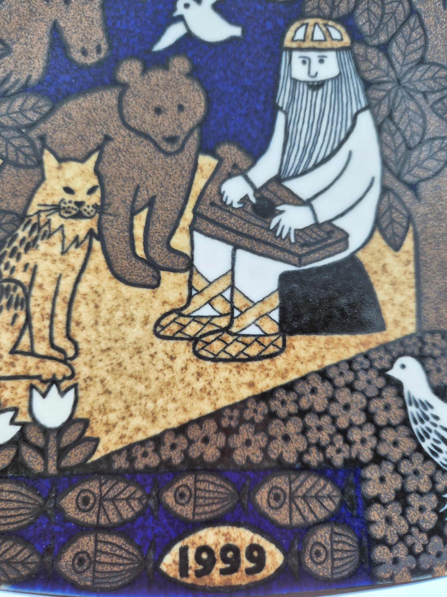 Arabia Kalevala Annual Wall Plate 1999