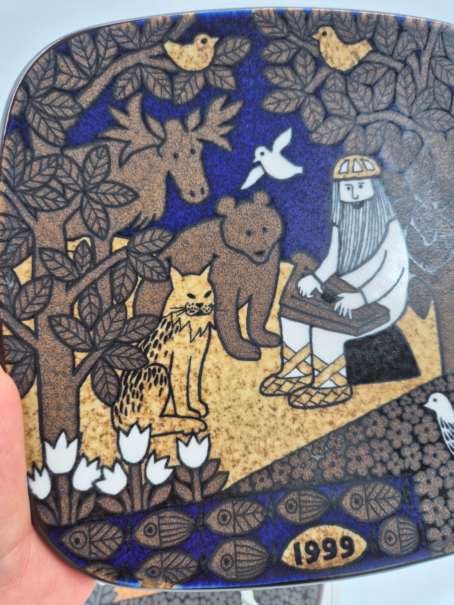 Arabia Kalevala Annual Wall Plate 1999