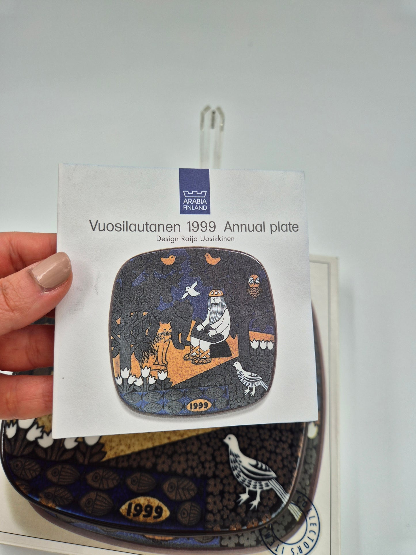Arabia Kalevala Annual Wall Plate 1999