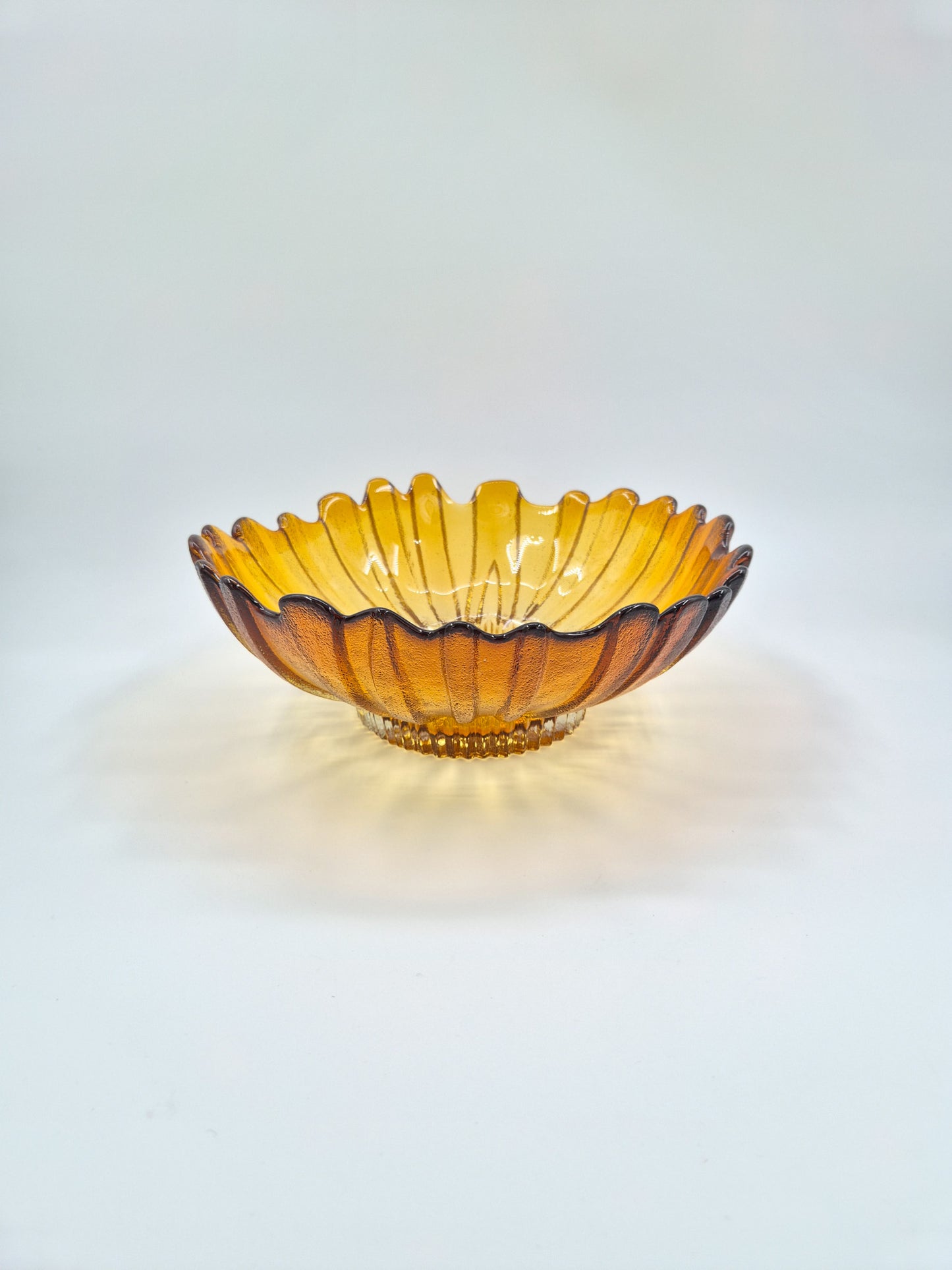 Vintage Humppila Glass Bowl – Amber Sunburst Pressed Glass