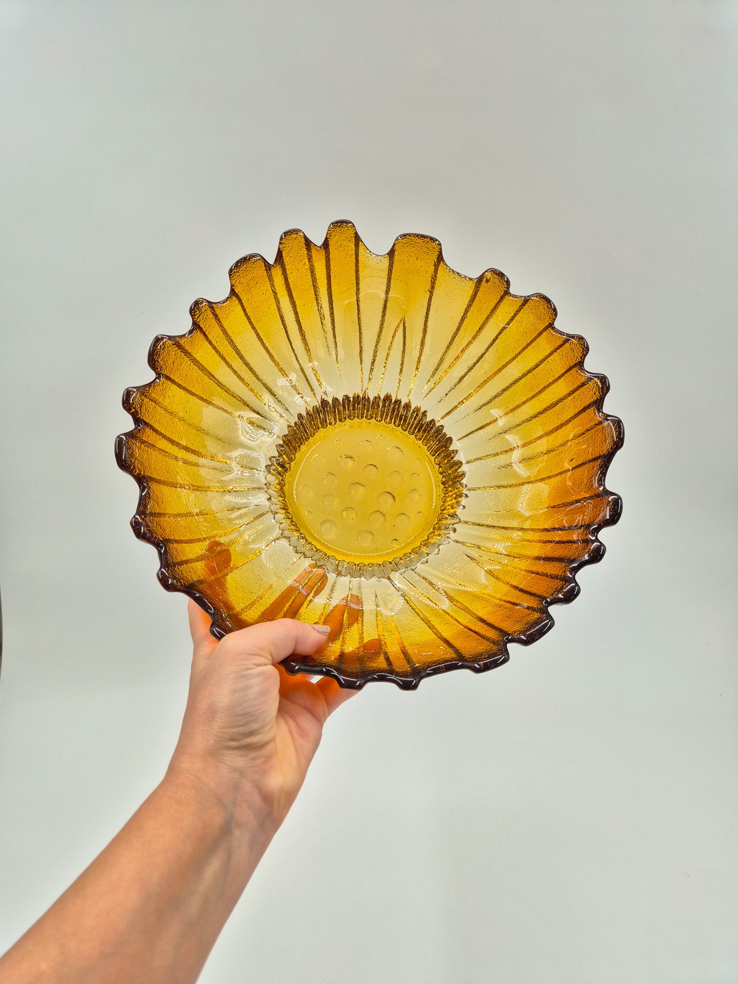 Vintage Humppila Glass Bowl – Amber Sunburst Pressed Glass