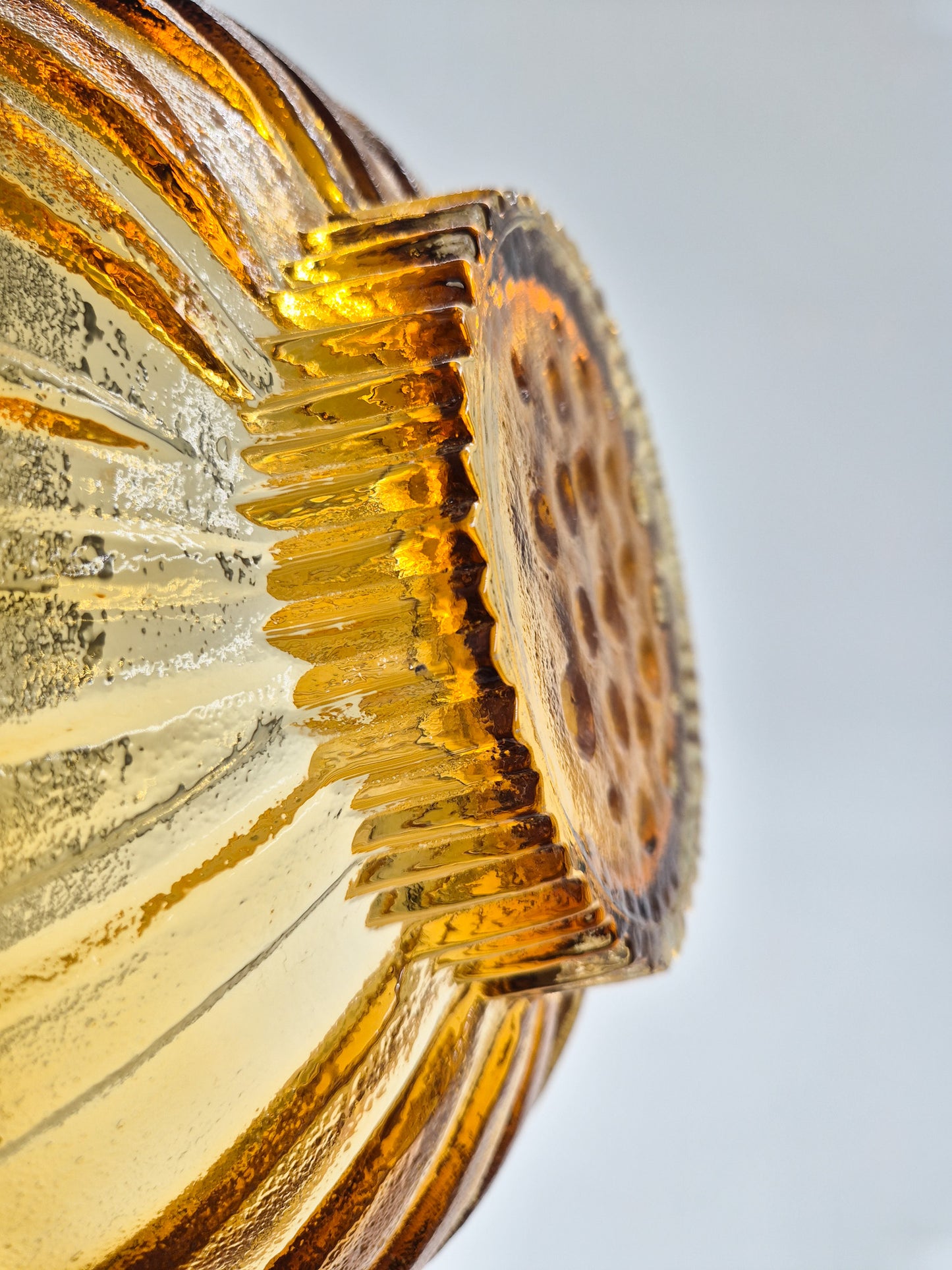 Vintage Humppila Glass Bowl – Amber Sunburst Pressed Glass