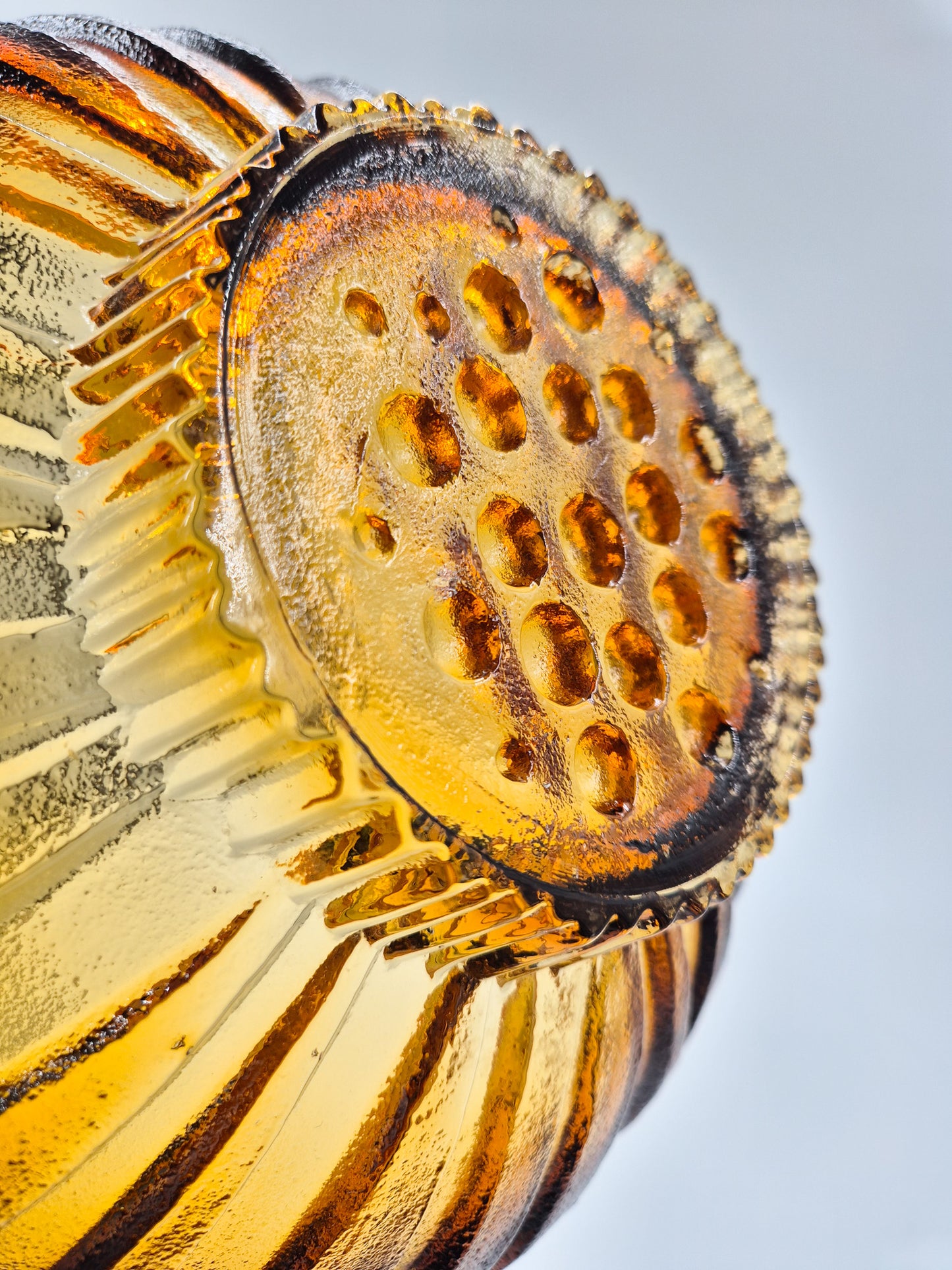 Vintage Humppila Glass Bowl – Amber Sunburst Pressed Glass