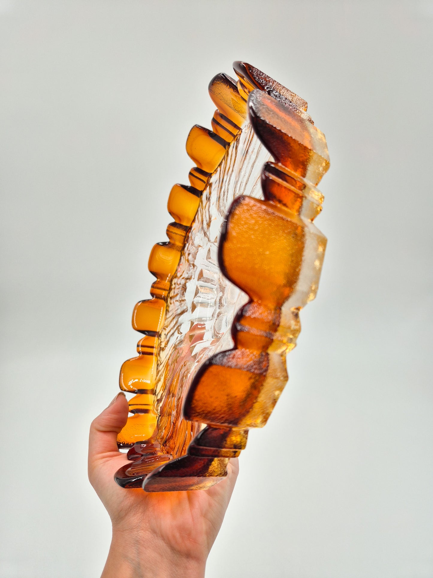 Vintage Humppila Glass Bowl – Amber Sunburst Pressed Glass