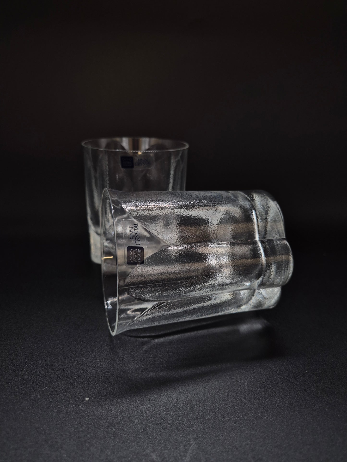 Set of 2 Romeo Drinking Glasses by Markku Salo - Finnish Crystal – Arabia Finland