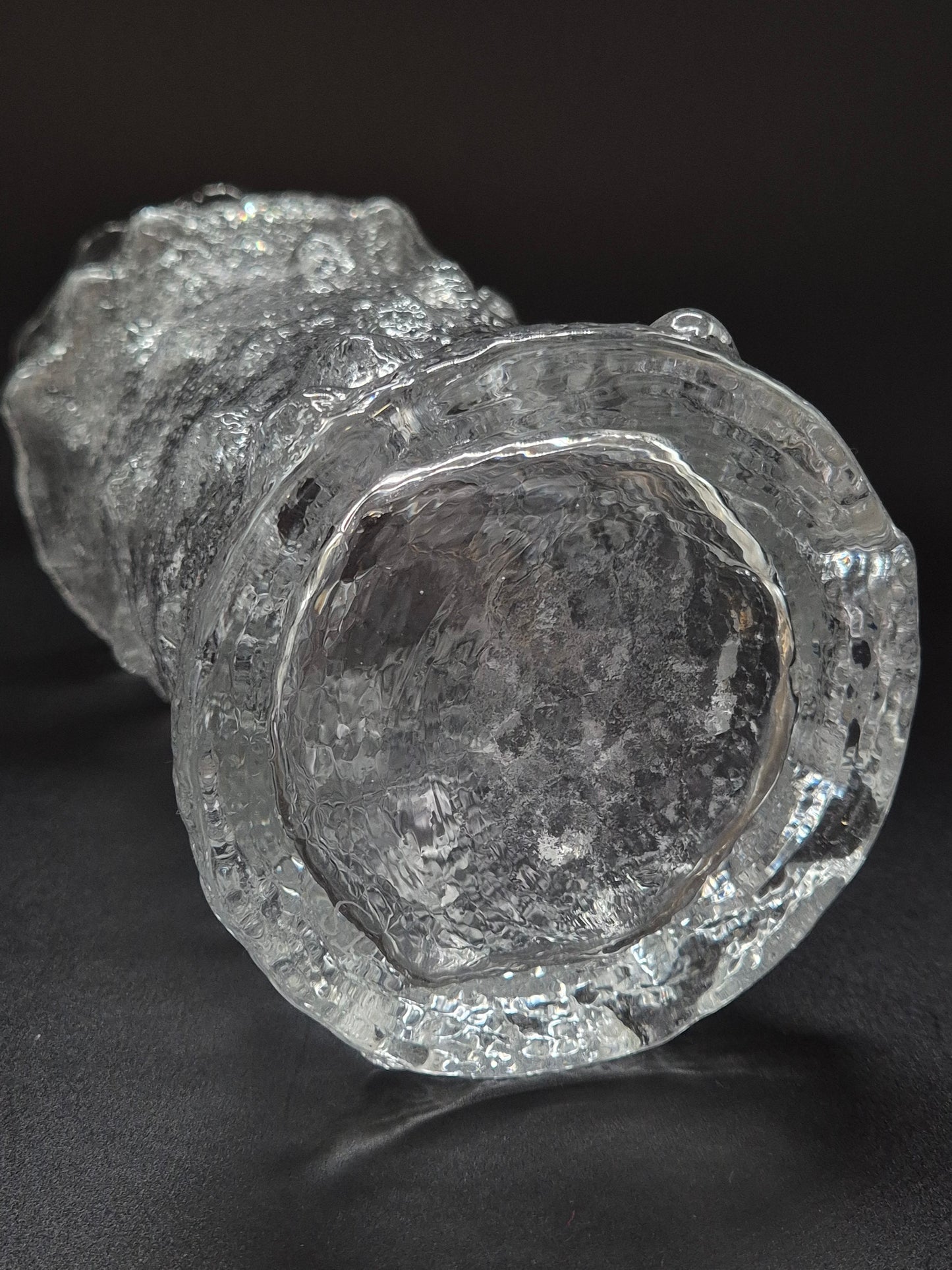 Iittala Rubus Vase by Timo Sarpaneva – Signed TS – Vintage Finnish Glass 21 cm