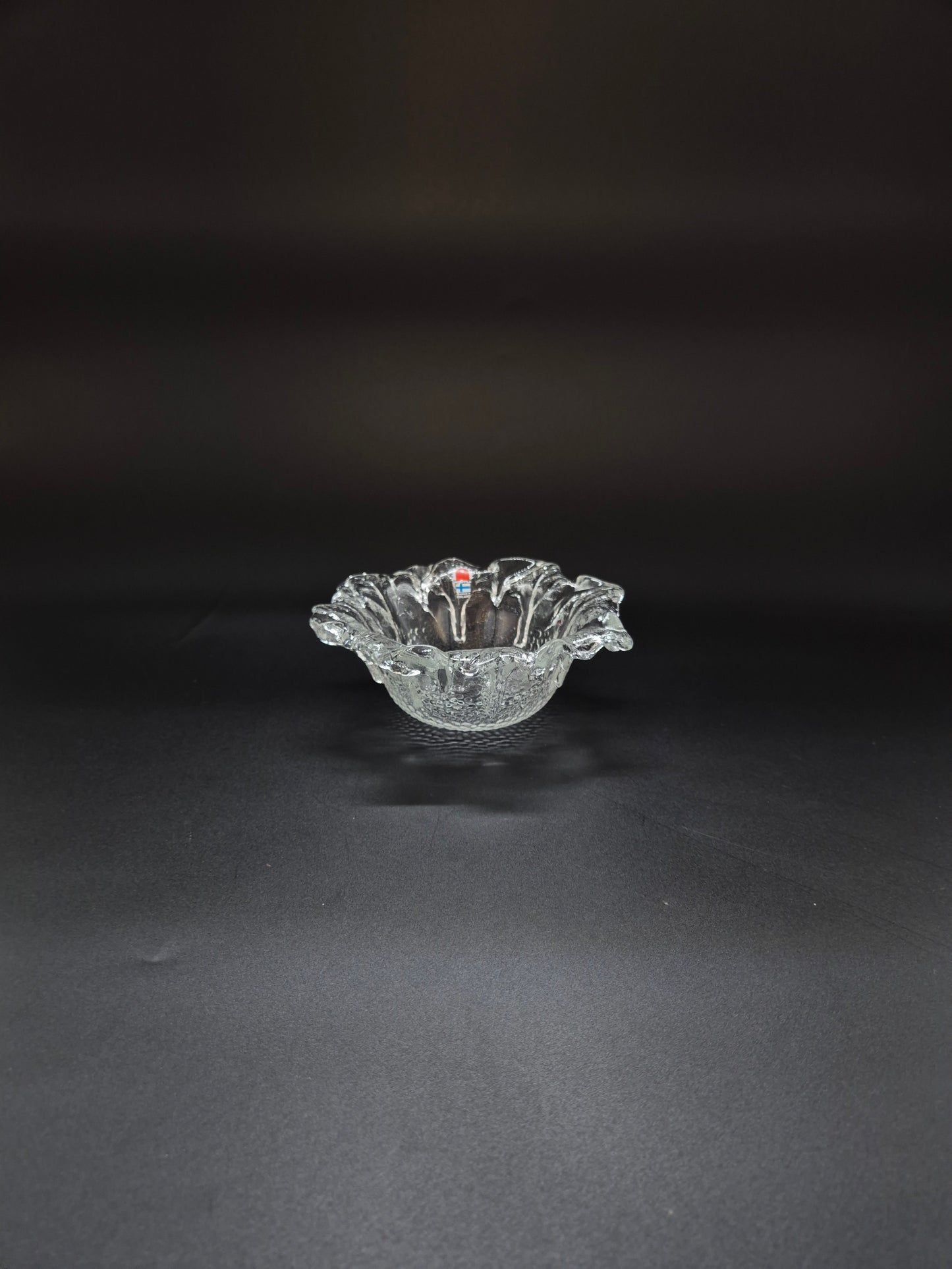 Humppila Kasvimaalla Bowl by Pertti Santalahti – Vintage Finnish Glass