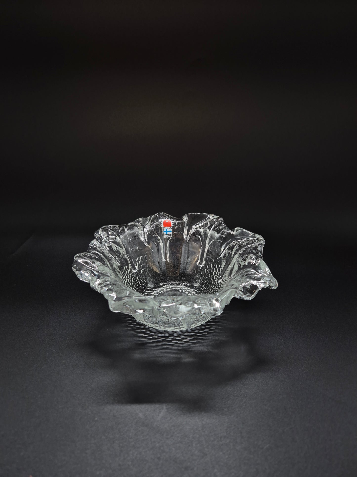Humppila Kasvimaalla Bowl by Pertti Santalahti – Vintage Finnish Glass