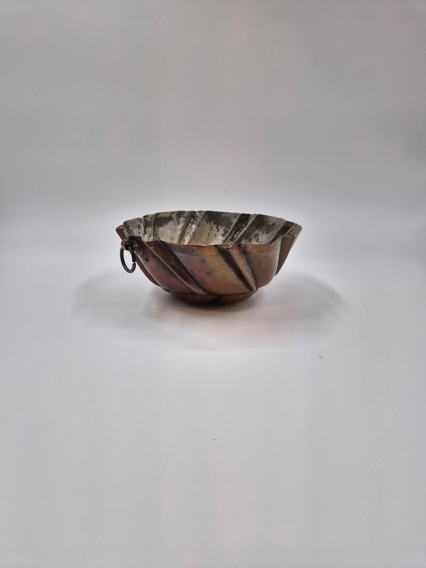 Vintage Copper Cake Mold 20.5 cm Swirl