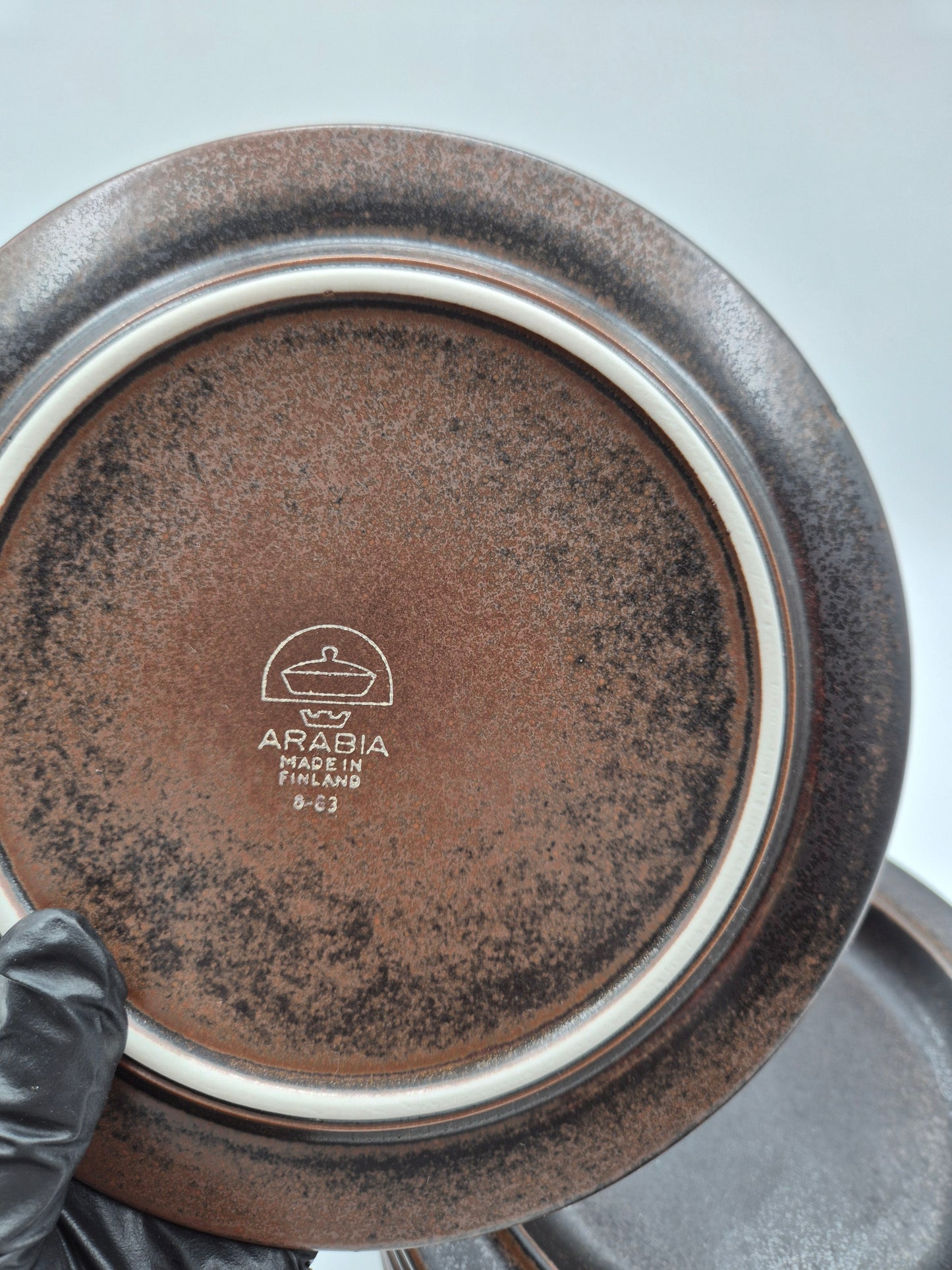 Arabia Ruska Plates Set of 8 – Finnish Vintage Brown Ceramic Dinner Plates