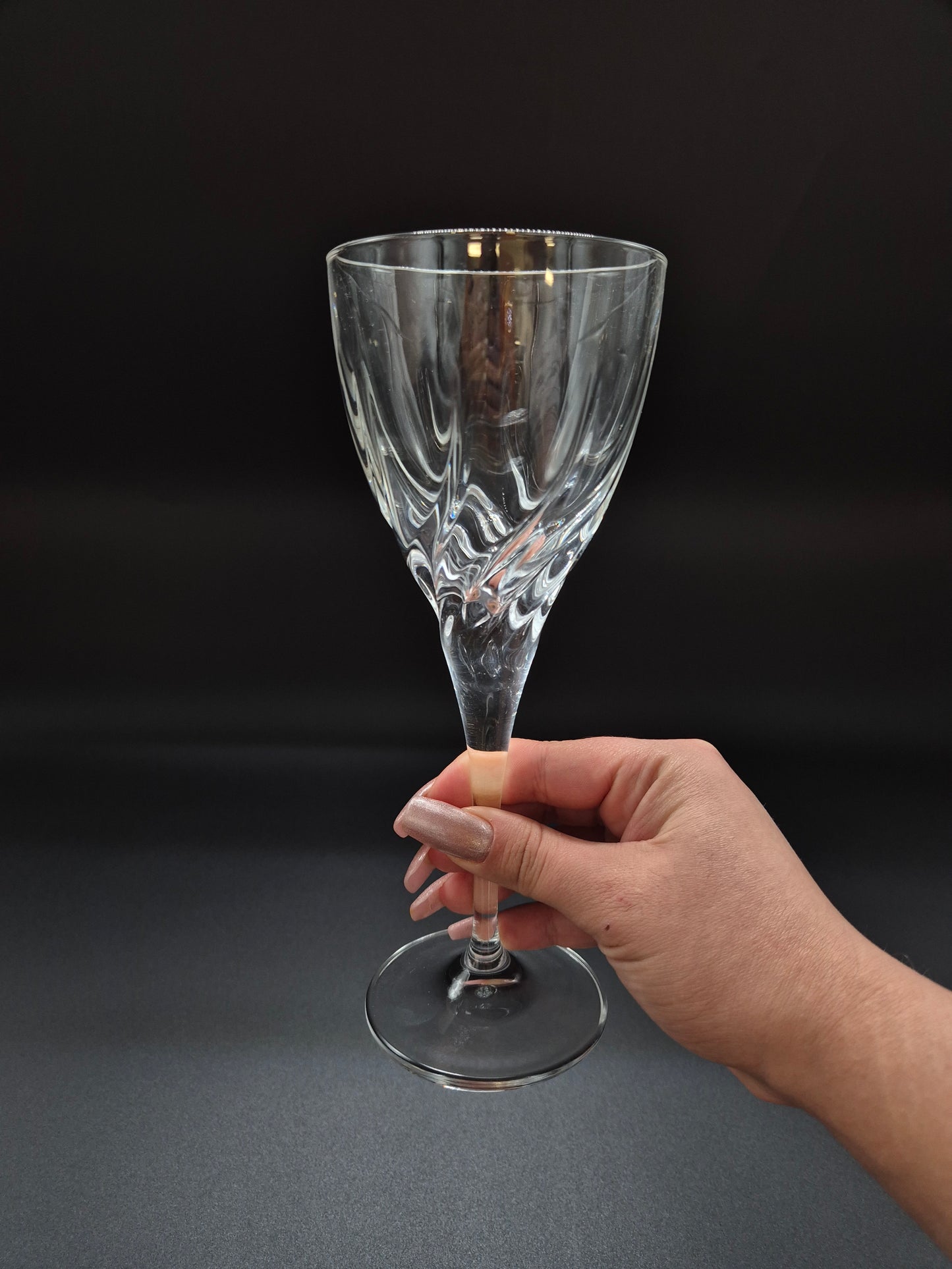 Set of 4 RCR Italia Wine Glasses – Elegant Italian Stemware
