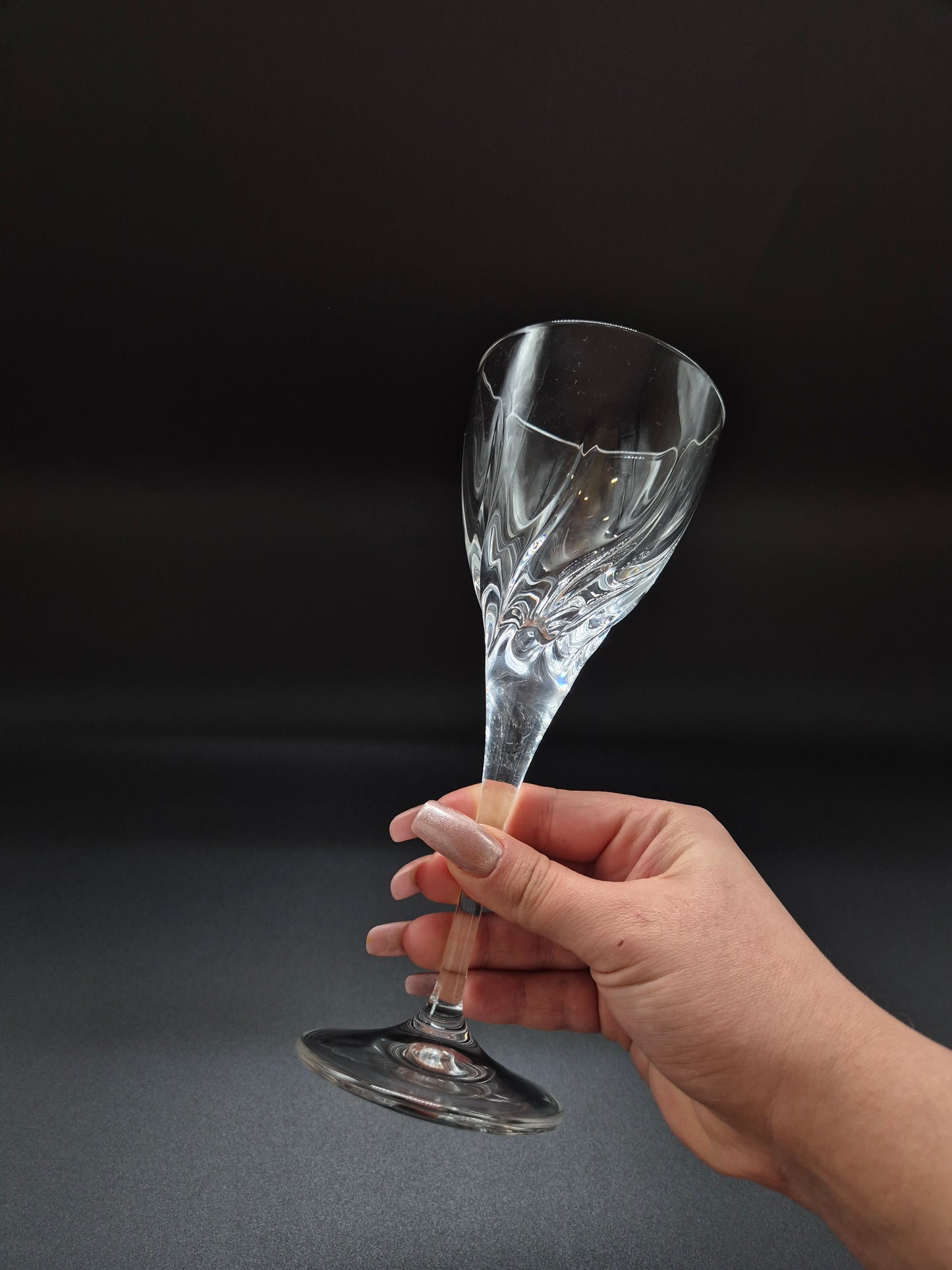 Set of 4 RCR Italia Wine Glasses – Elegant Italian Stemware