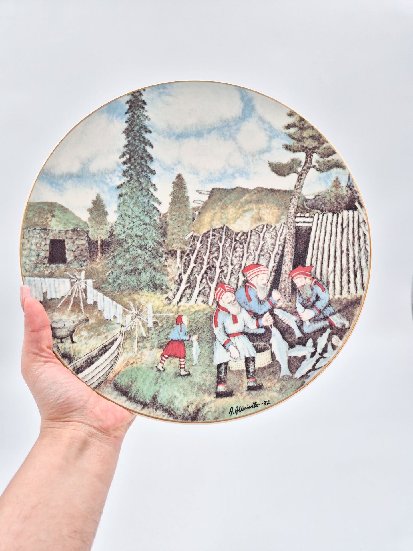 Arabia Finland 1982 Andreas Alariesto Lapland Wall Plate – Limited Edition 7000