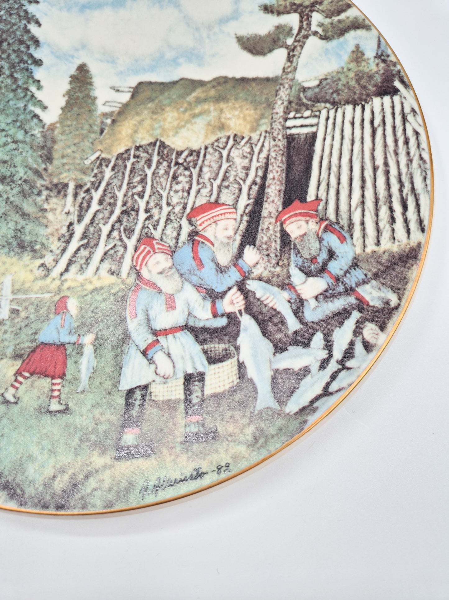 Arabia Finland 1982 Andreas Alariesto Lapland Wall Plate – Limited Edition 7000