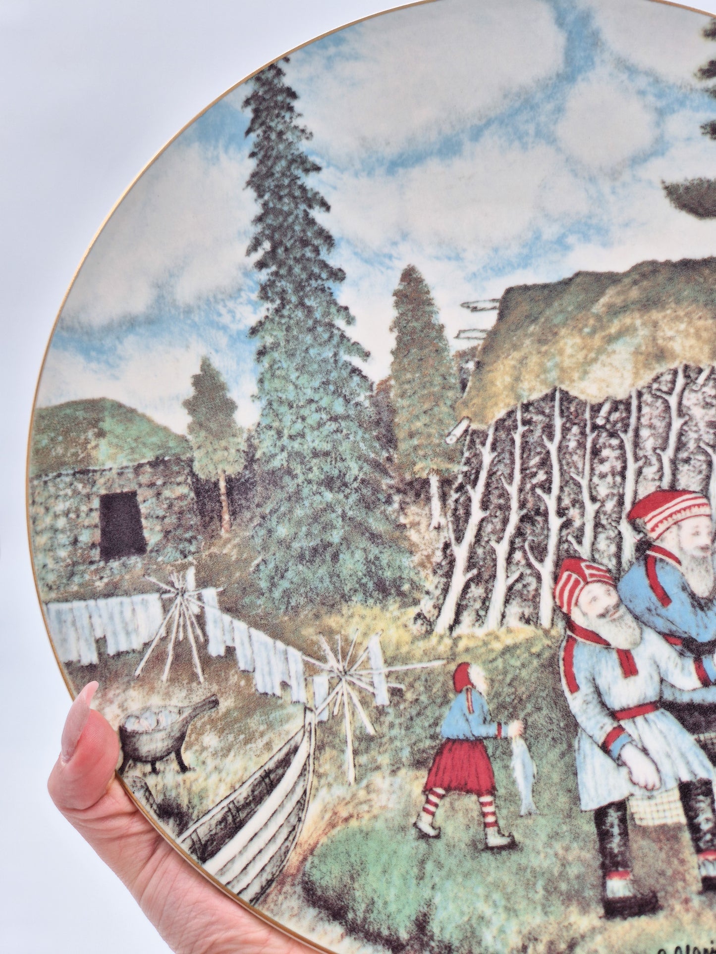 Arabia Finland 1982 Andreas Alariesto Lapland Wall Plate – Limited Edition 7000