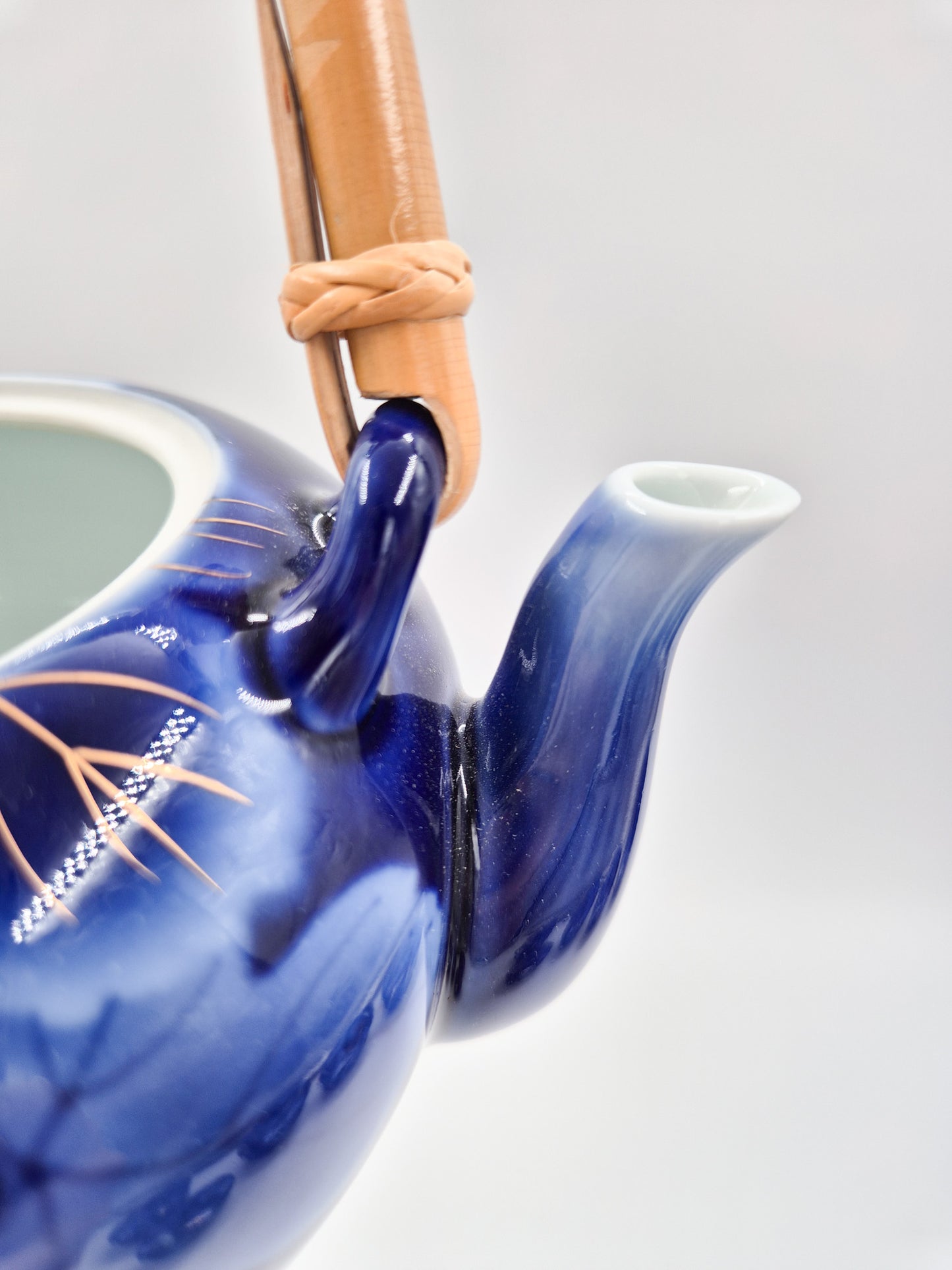 Japanese Fukagawa Seiji Porcelain Tea Set – Teapot with 5 Cups