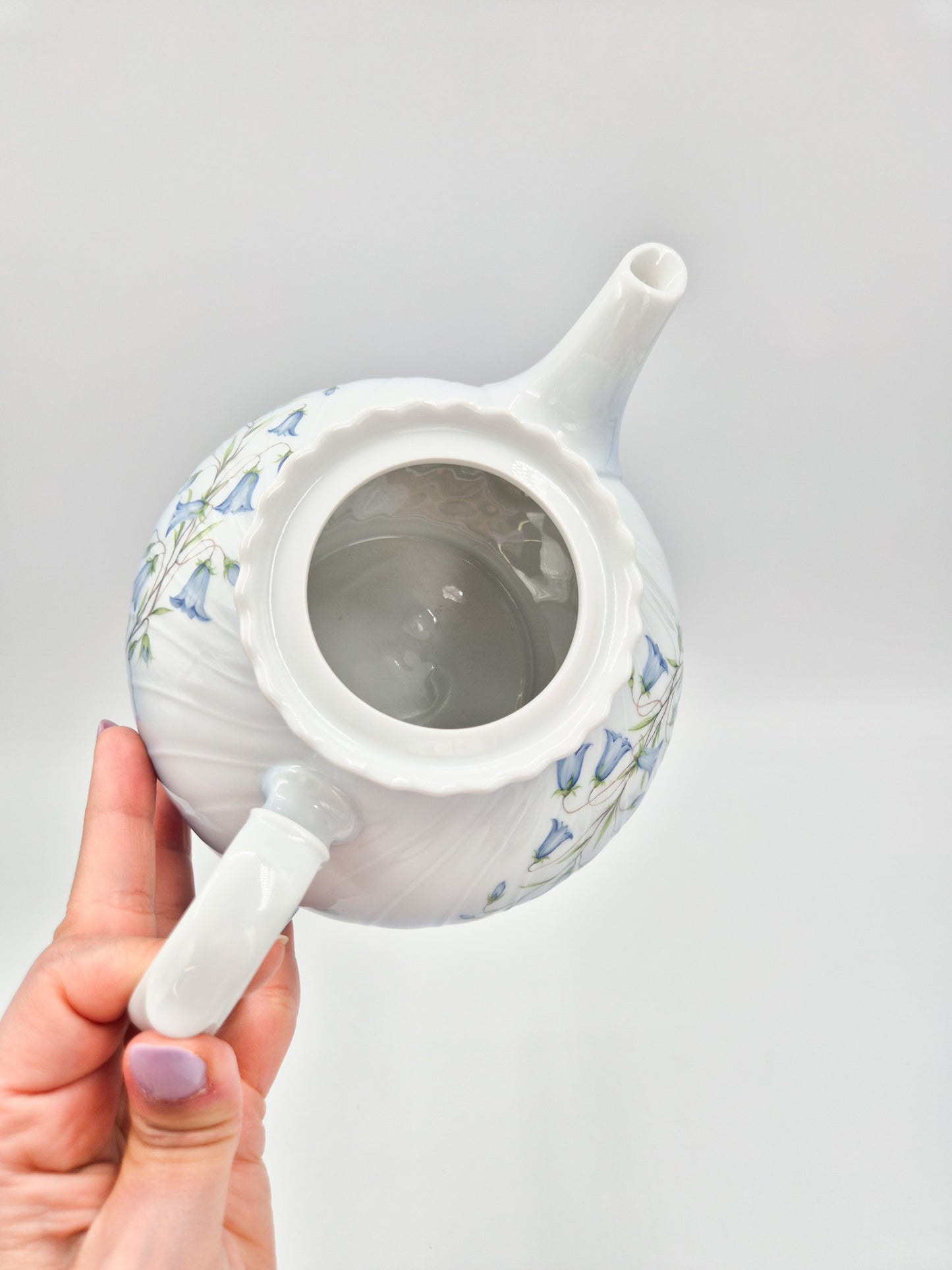 Christineholm Porcelain Tea Set with Warmer – Teapot & Cups Floral Blue Design