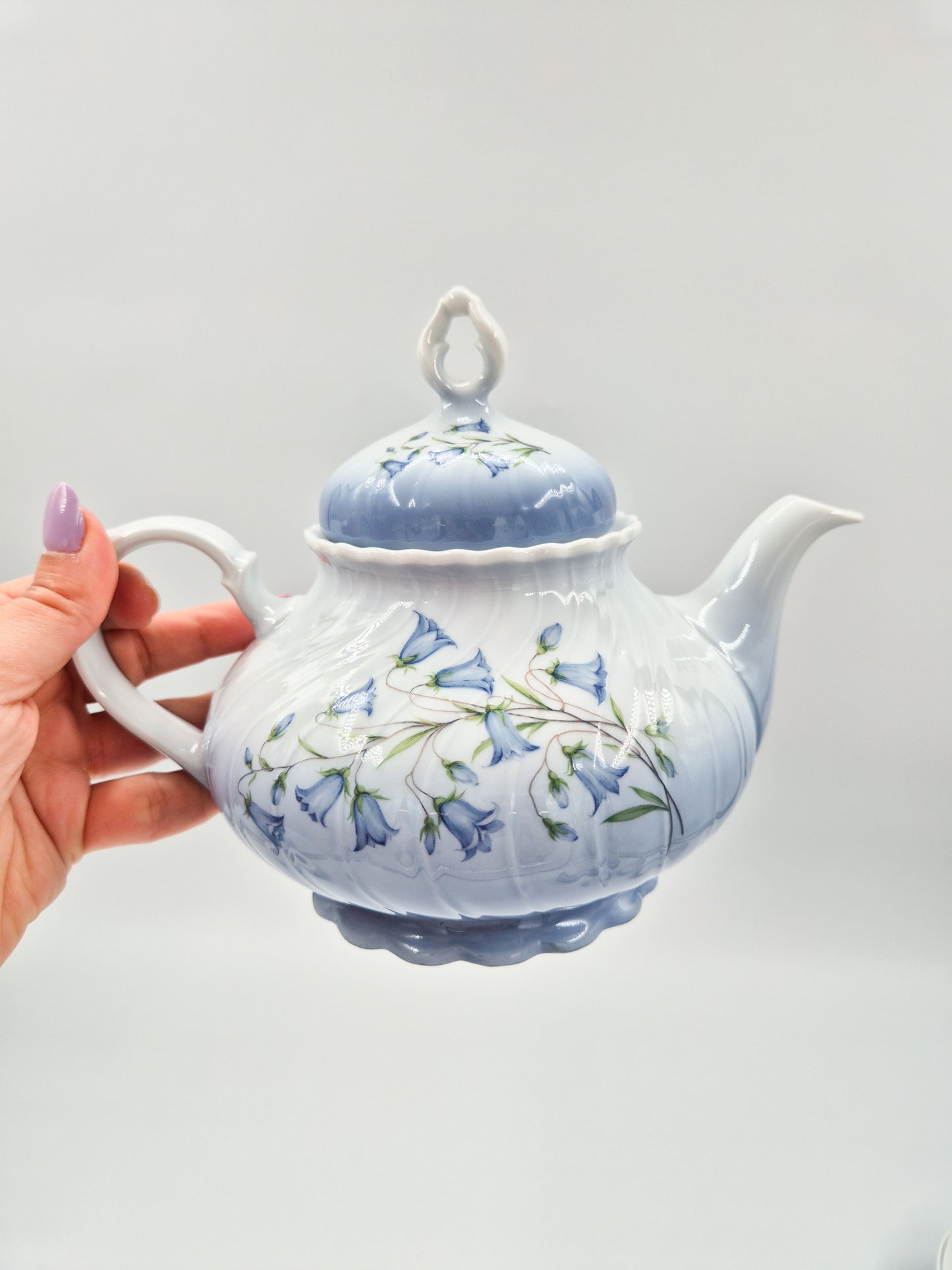 Christineholm Porcelain Tea Set with Warmer – Teapot & Cups Floral Blue Design