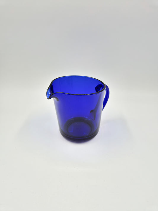 Kaj Franck Cobalt Blue Glass Pitcher – 1L Finnish Design