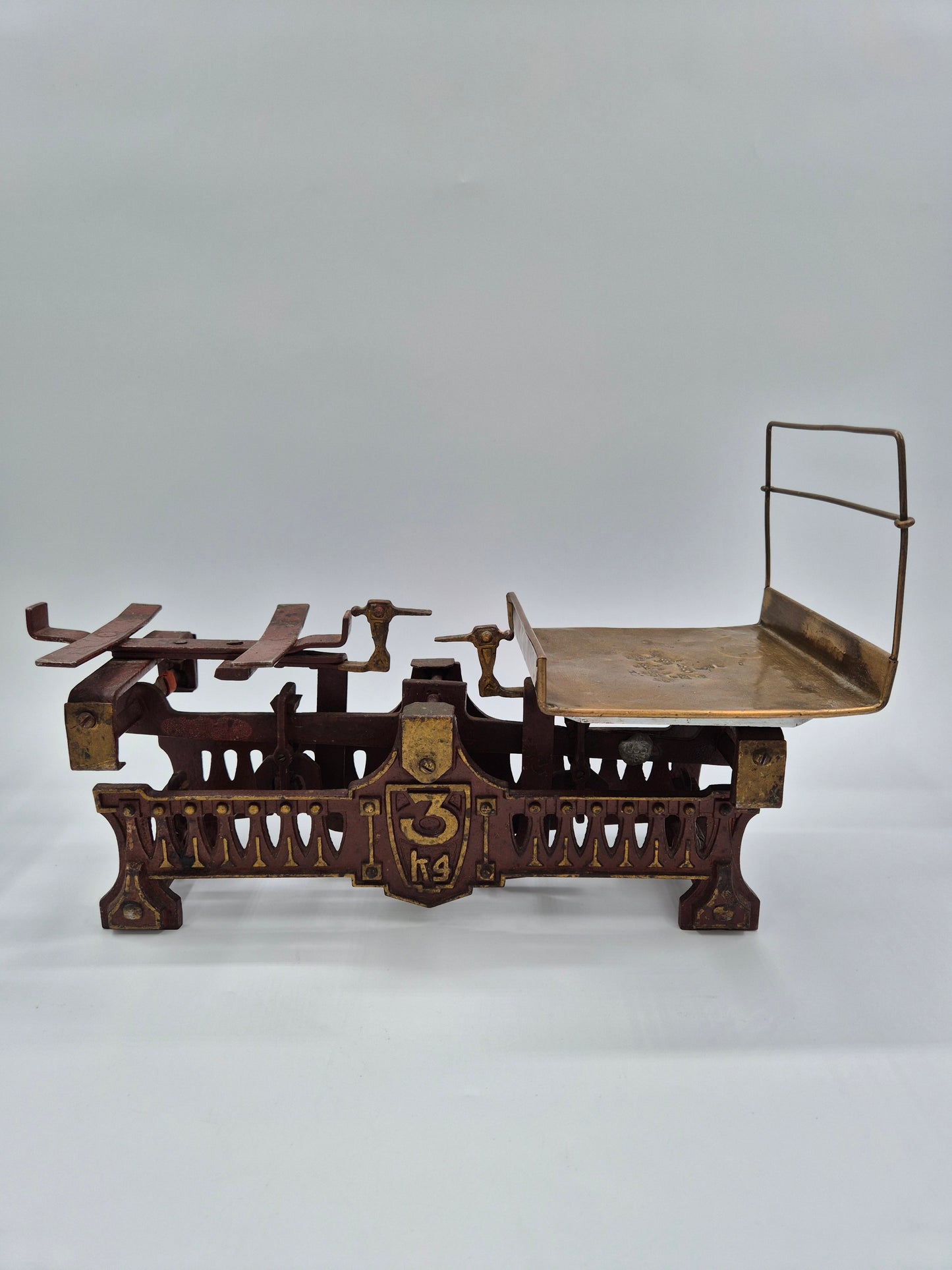 Antique Cast Iron Scale 3 kg