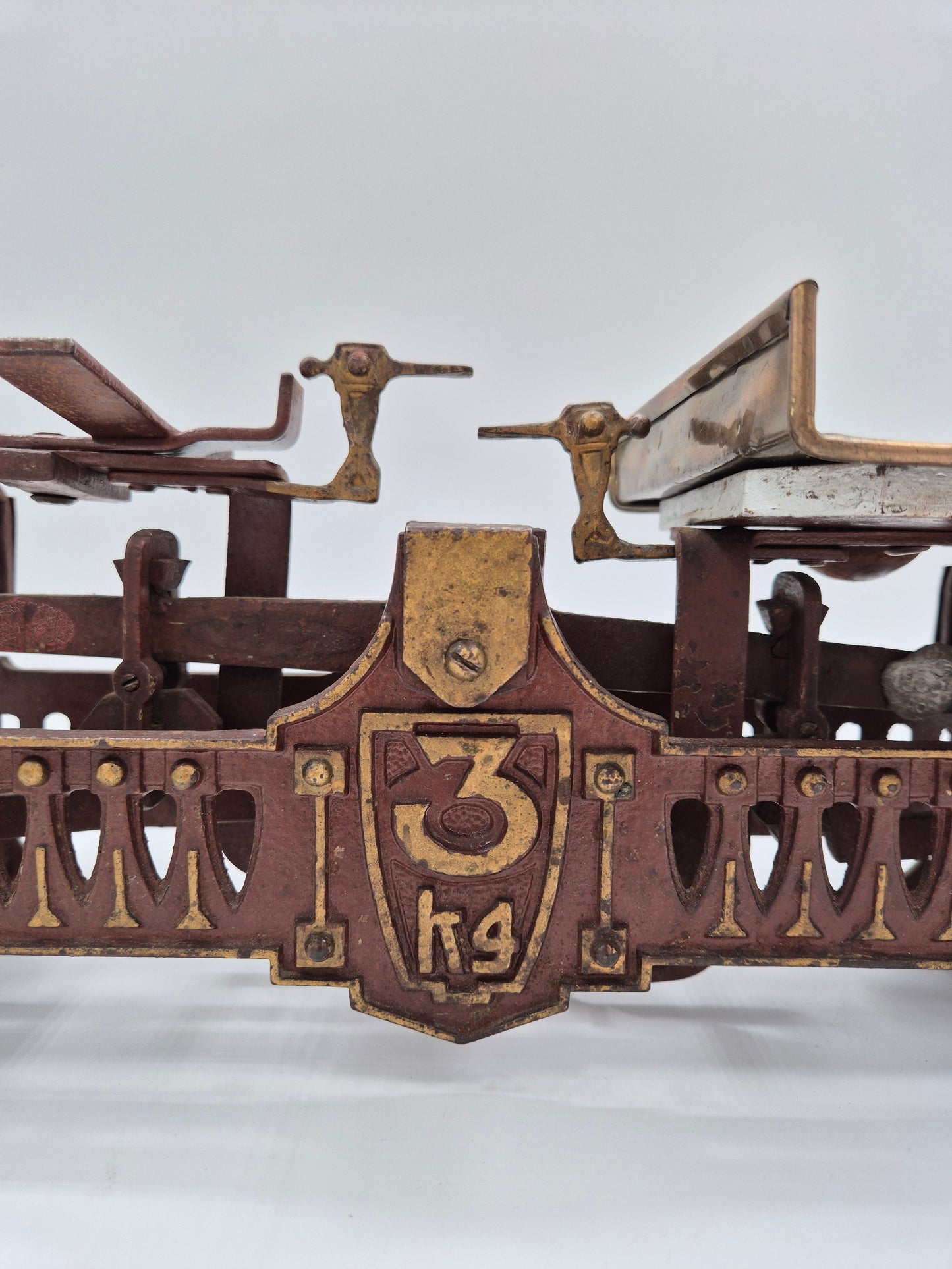 Antique Cast Iron Scale 3 kg