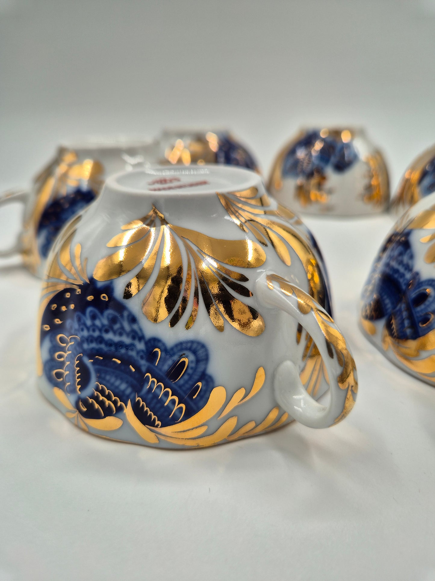 7 Lomonosov Golden Garden Tea Cup Set