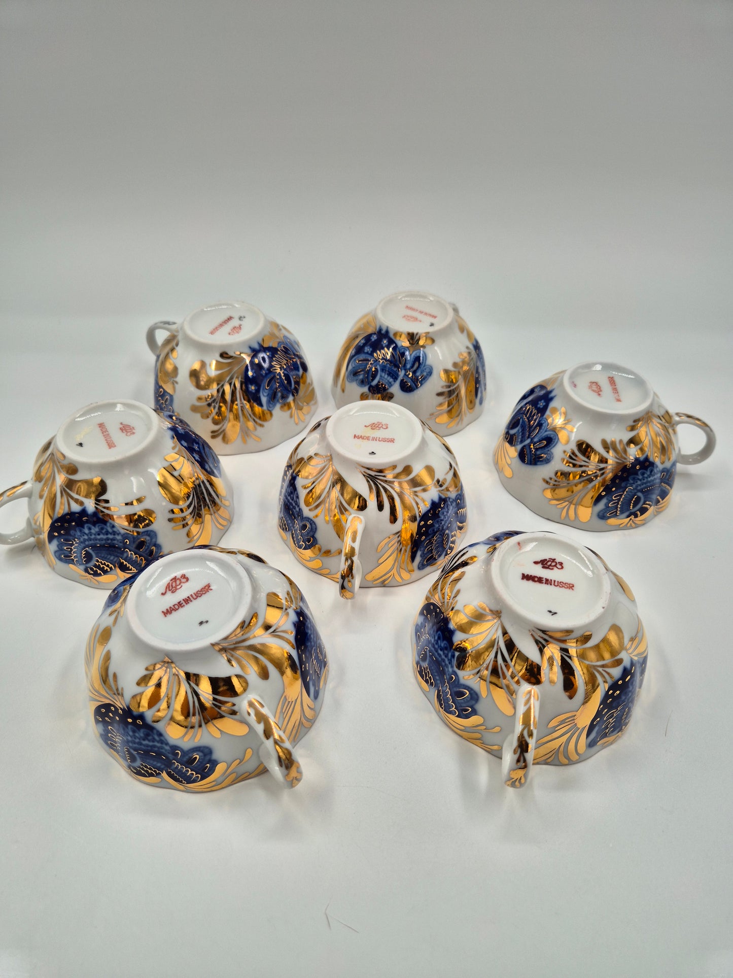7 Lomonosov Golden Garden Tea Cup Set