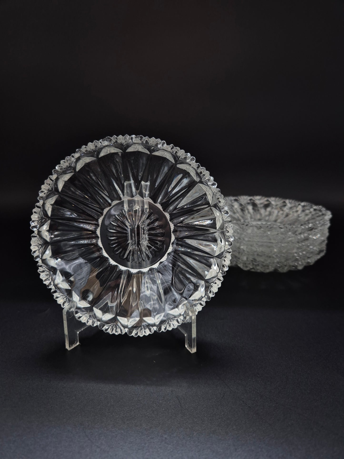Vintage glazen dessertbord - elegant geperst glas