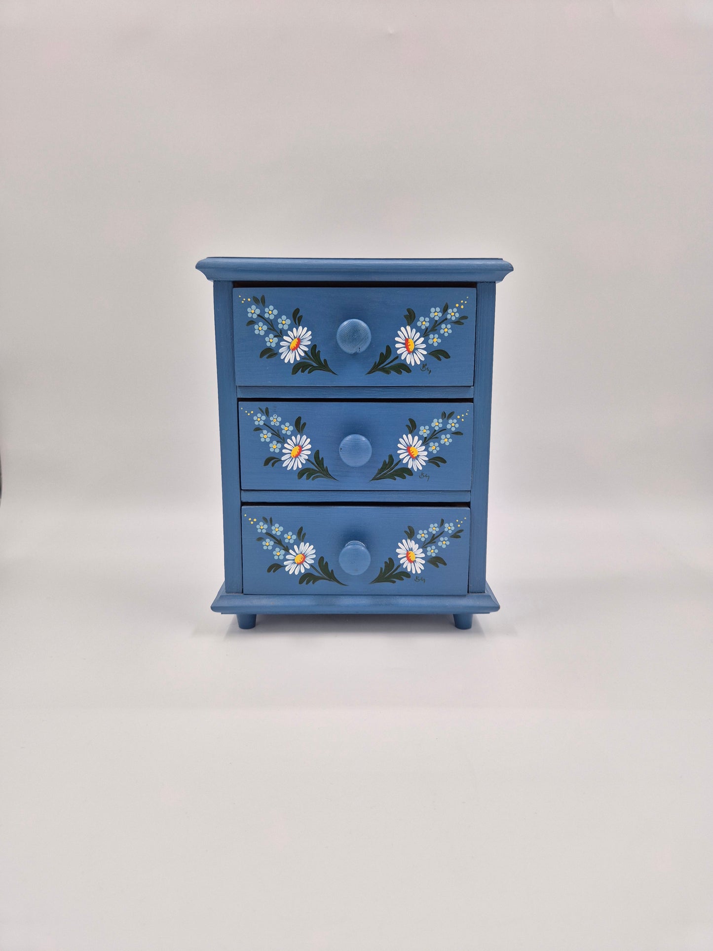 Vintage Hand-Painted Wooden Jewelry Box with Drawers – Finnish Folk Style