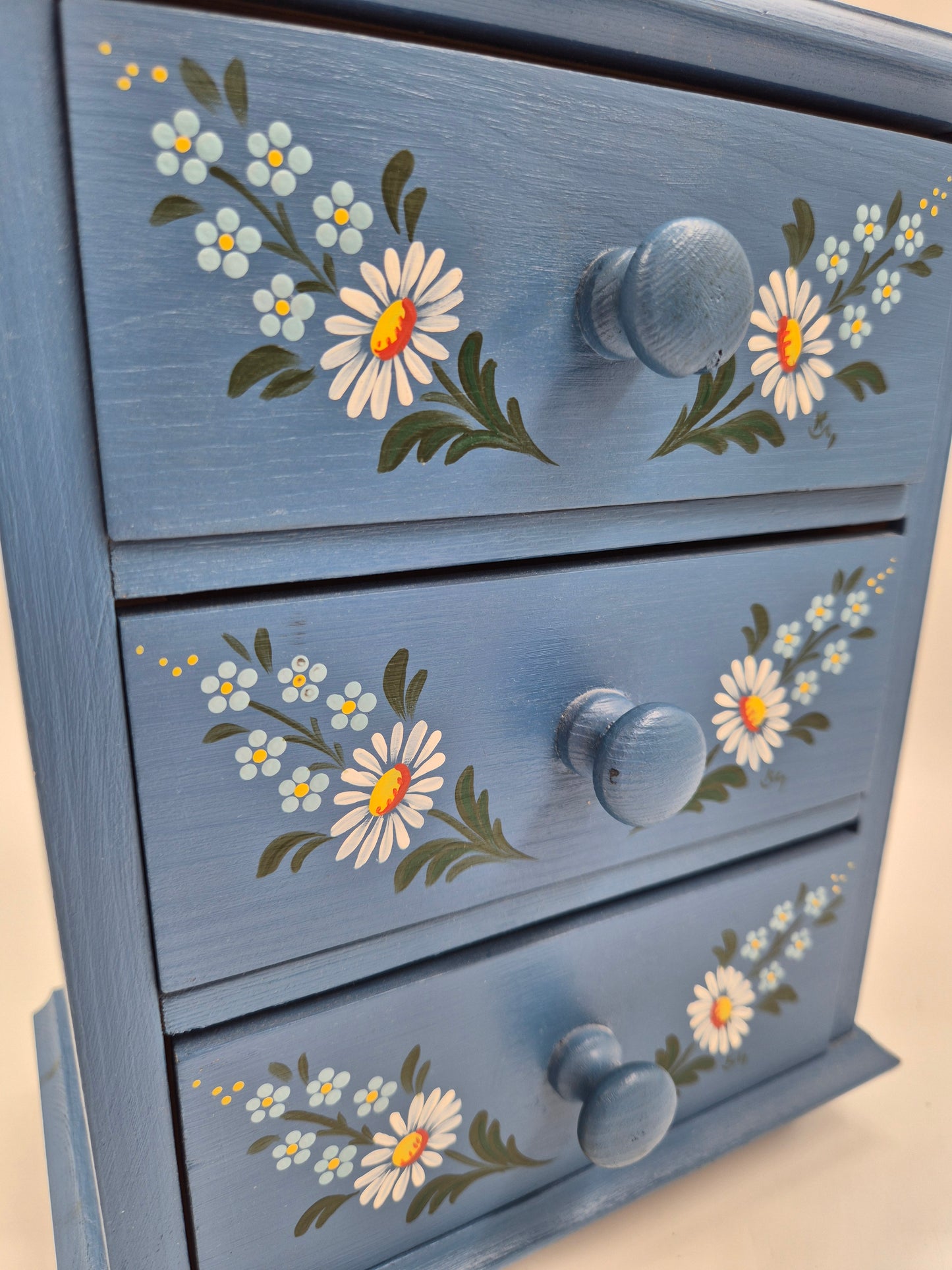 Vintage Hand-Painted Wooden Jewelry Box with Drawers – Finnish Folk Style