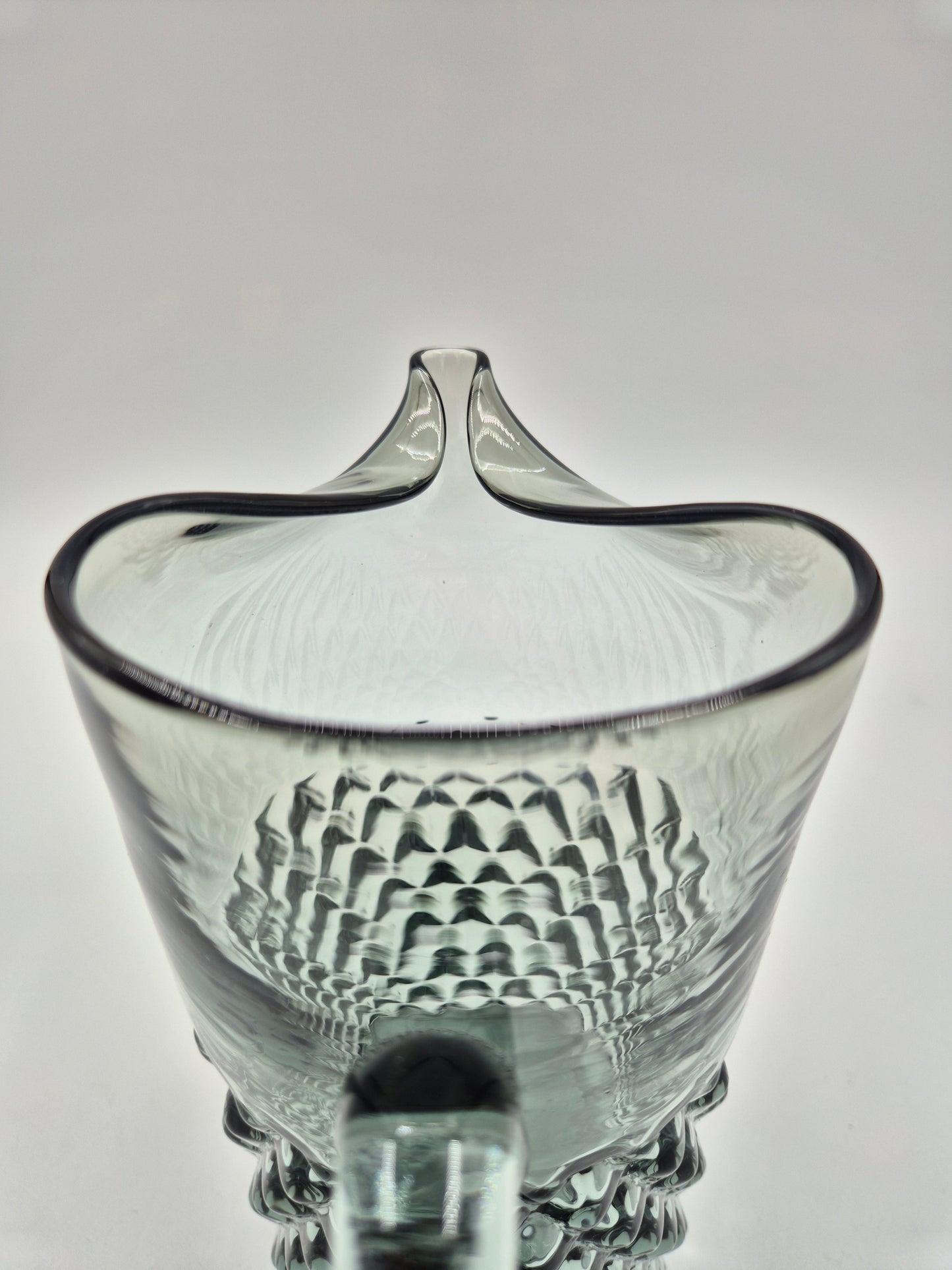 Vintage Pressed Glass Pitcher – Textured Smoky Grey Ice Water Carafe 21.5 cm